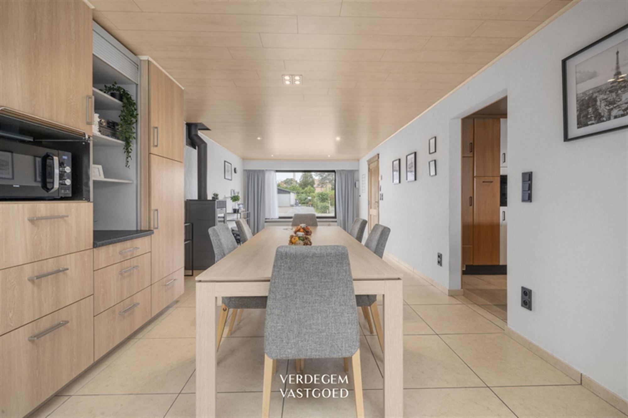 Verrassend ruime woning met 3+1 slaapkamers en heerlijke veranda foto 3