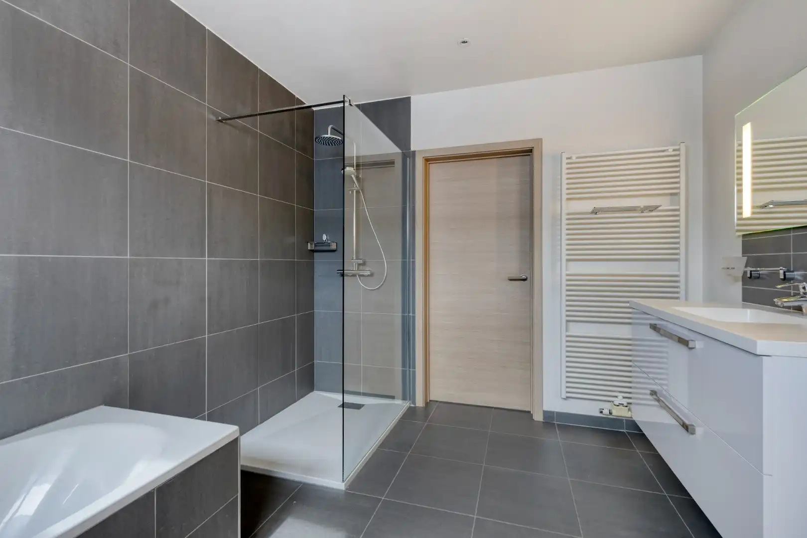Moderne en energiezuinige gezinswoning met ruime tuin in Schepdaal foto 15