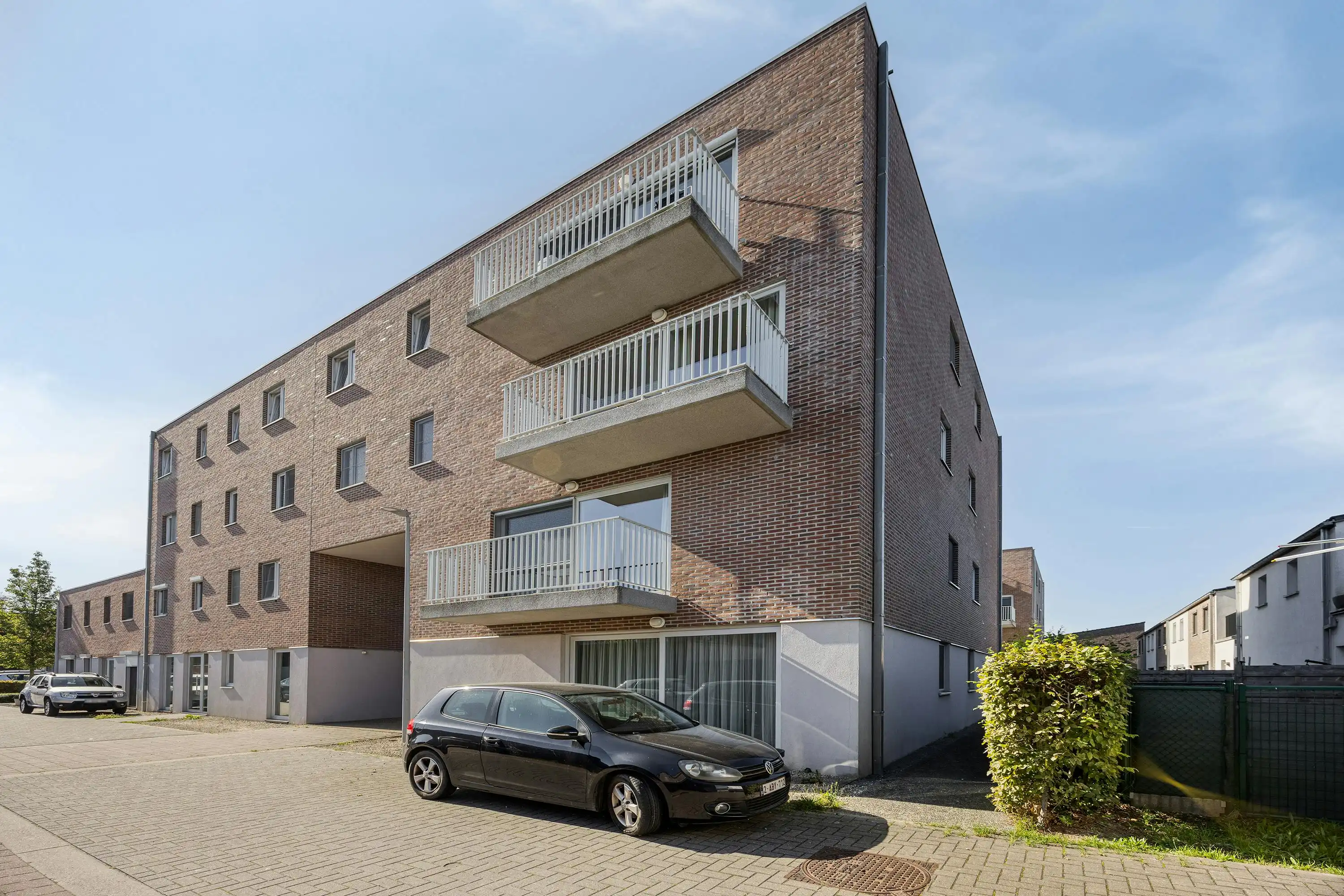 Instapklaar appartement te koop op topligging in Waregem foto 12