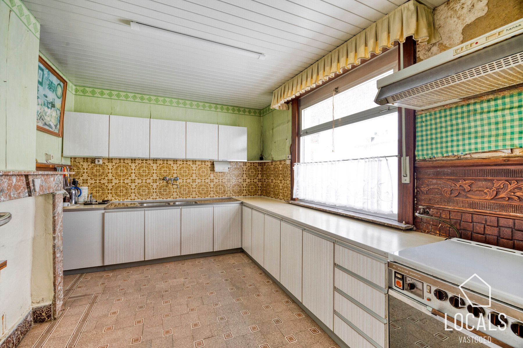 Te renoveren woning met potentieel nabij station Denderleeuw foto 8