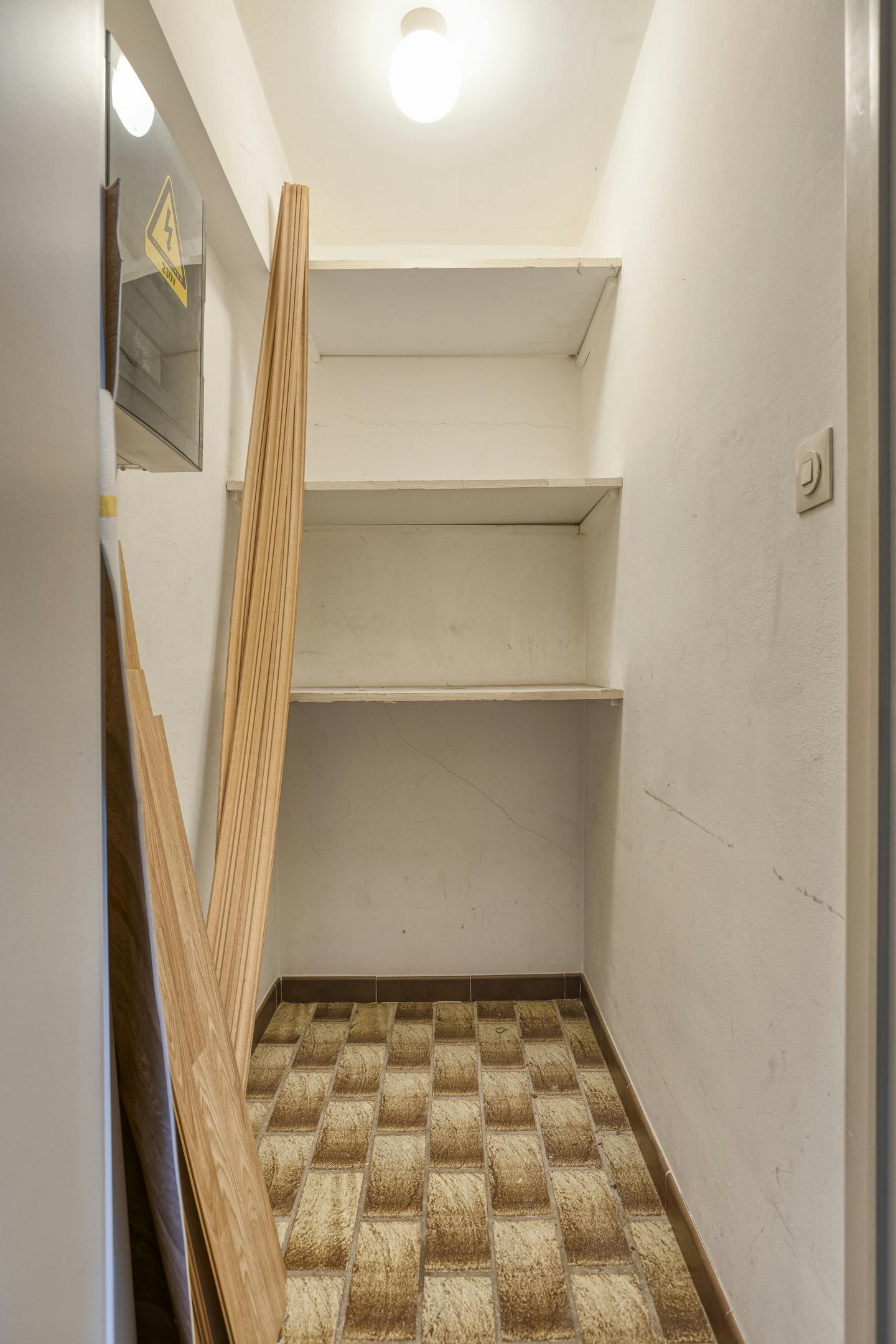 Appartement met 2 slaapkamers in hartje Roeselare. foto 8