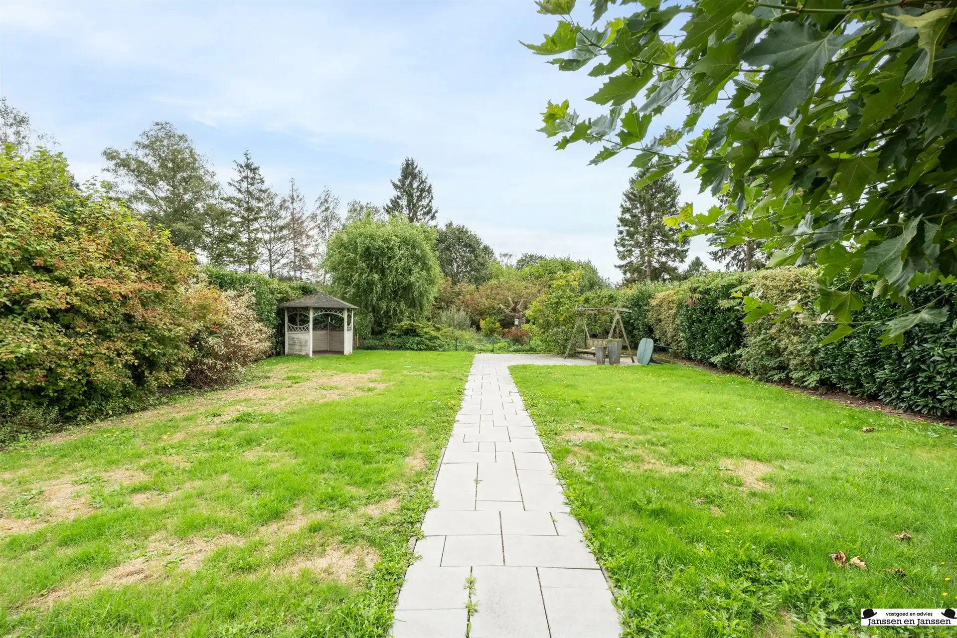 Unieke laagbouwwoning met 4 slaapkamers foto 22