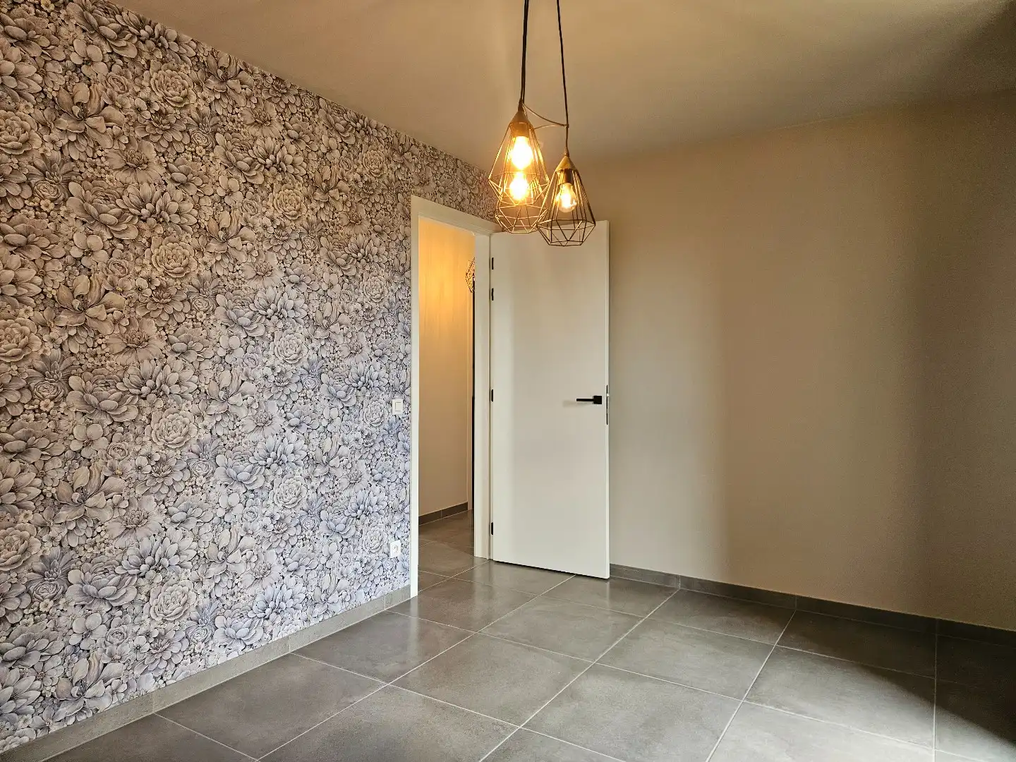 Recent appartement met 2 slaapkamers in OLV-Olen! foto 6