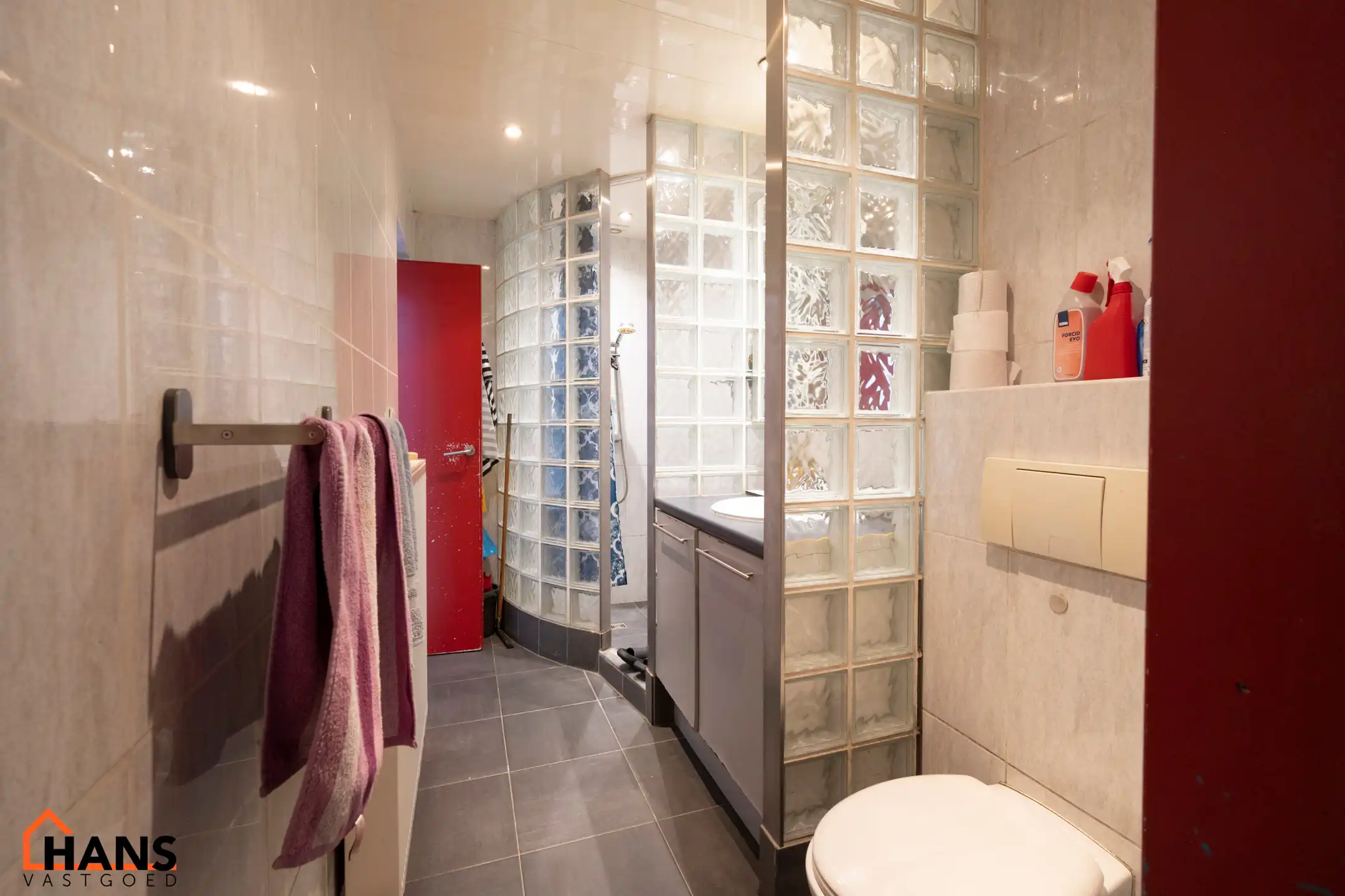Knus éénslaapkamerappartement nabij Harmonie foto 6
