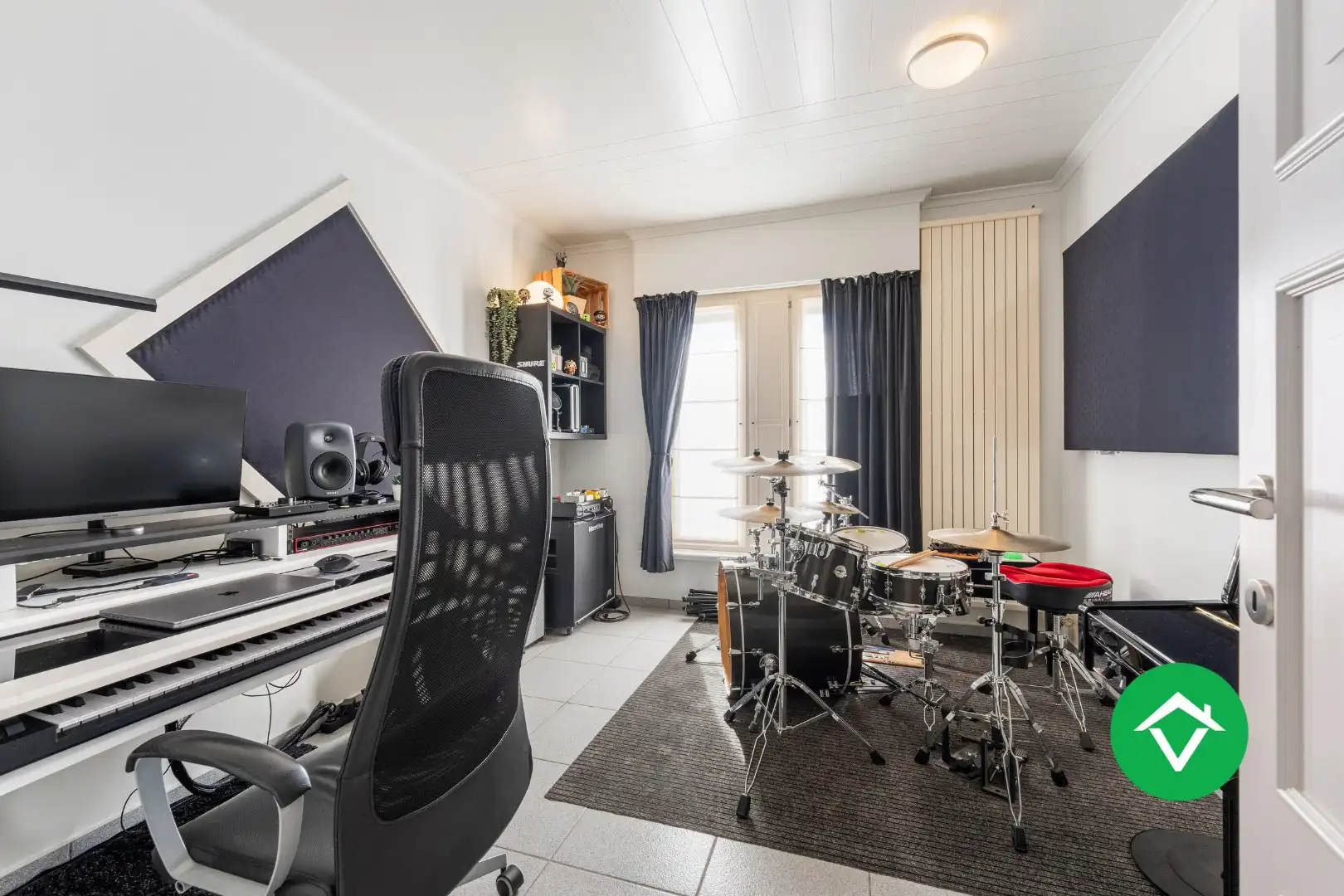 Alleenstaande woning met 5 slaapkamers en garage te Torhout  foto 13