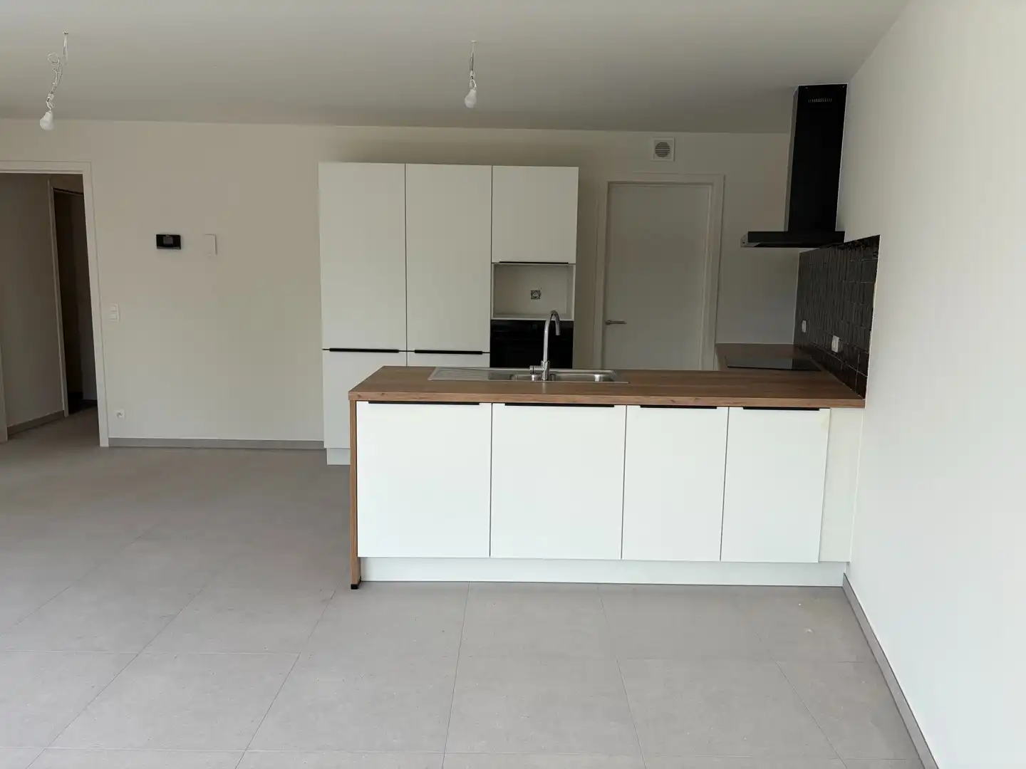 Modern en energiezuinig nieuwbouwappartement met ruim terras. foto 2