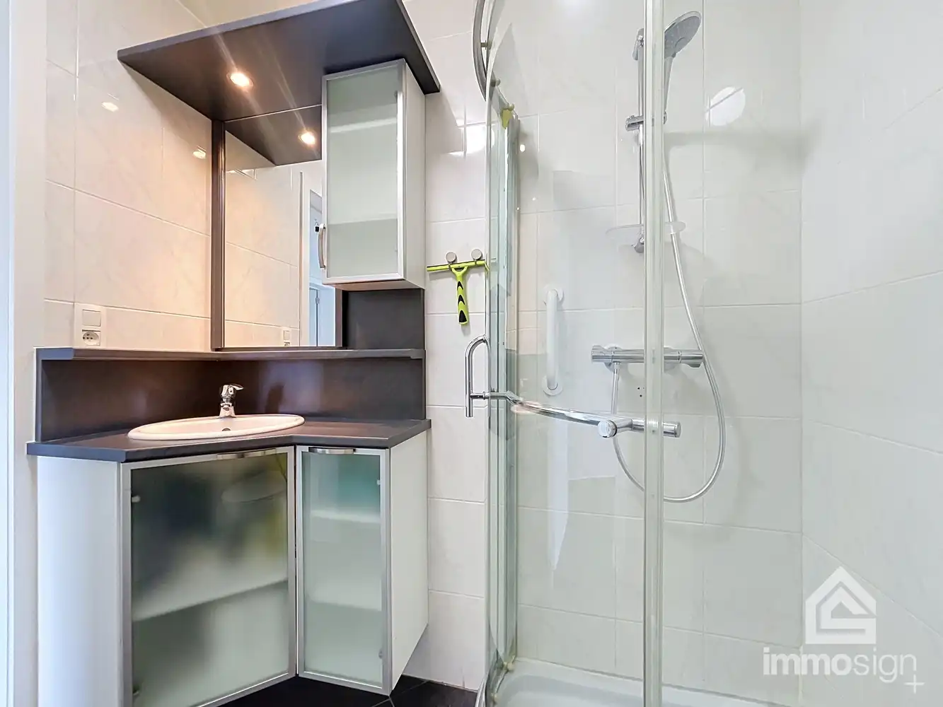 Praktisch appartement gelegen in het centrum van Bree! foto 13