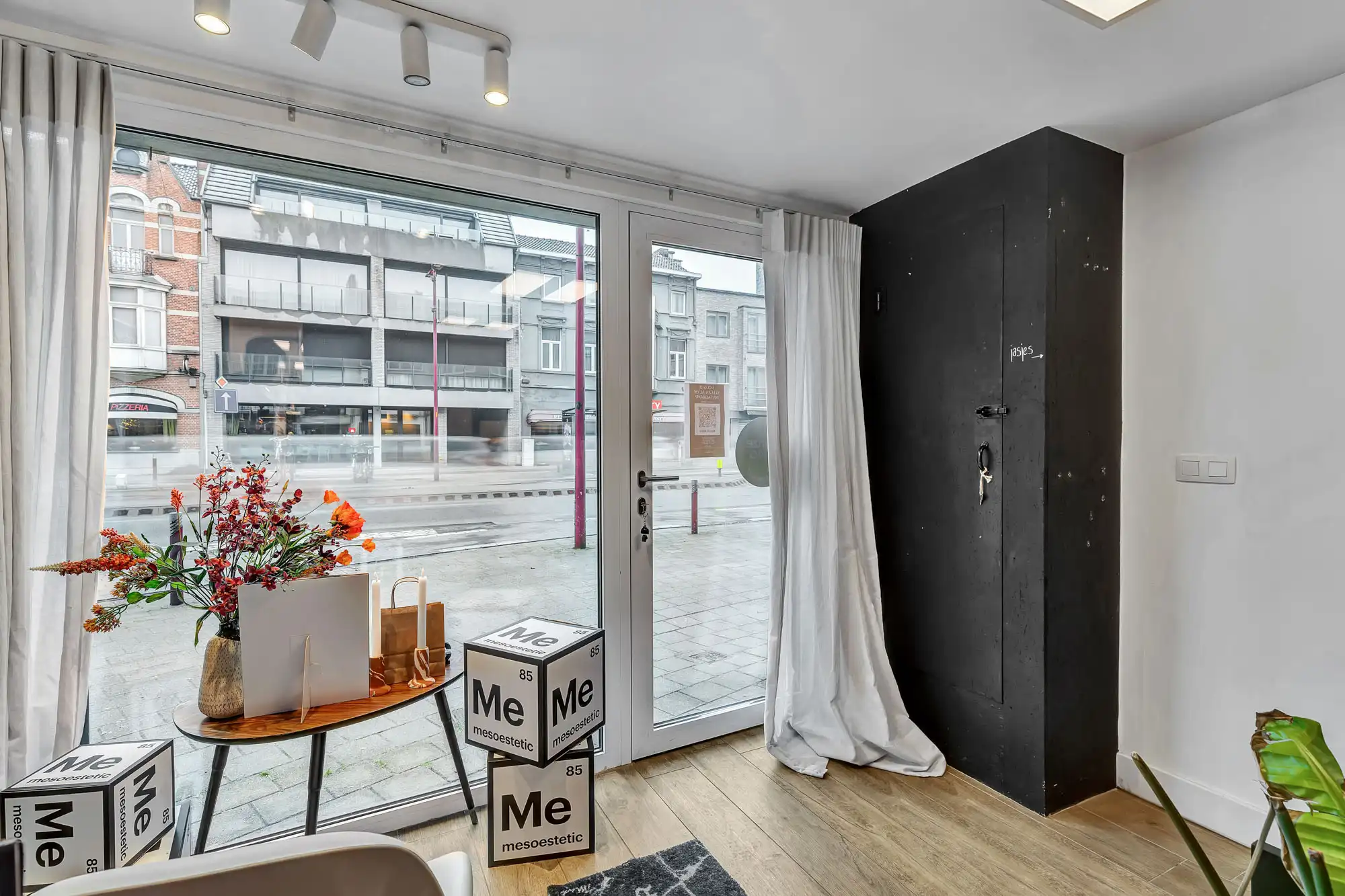 Commerciële ruimte te koop Kortrijkstraat 14 - 9800 Deinze