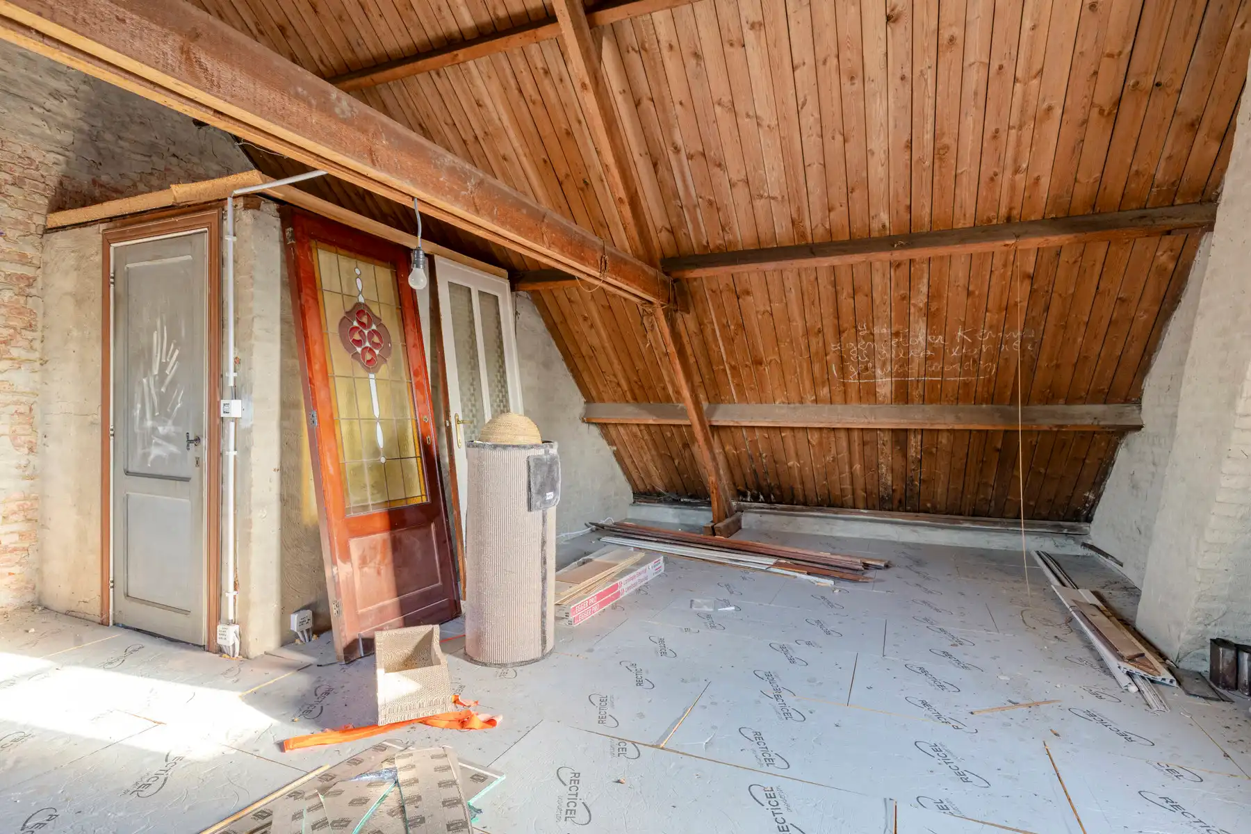 Te renoveren woning met minstens 3 slpk. op toplocatie  foto 20