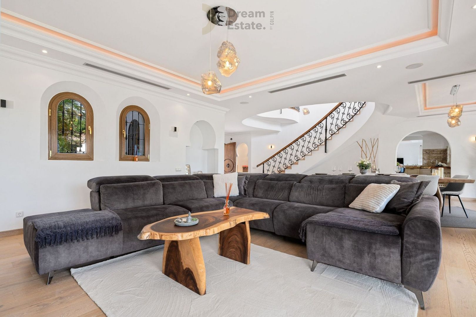 Welcome to Villa El Paraiso, located in the elite El Paraiso Alto urbanisation in Benahavis. foto 18