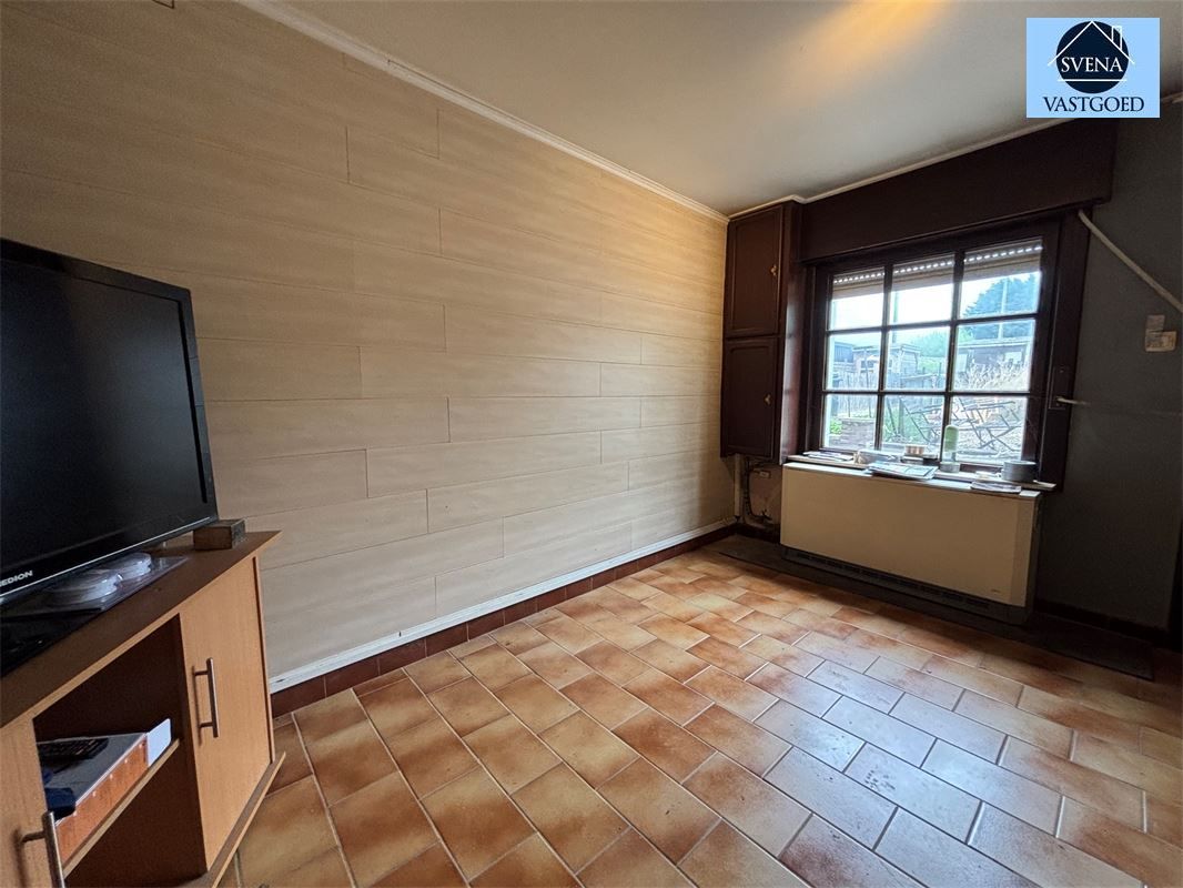 MOOIE WONING MET TUIN EN GARAGE foto 2