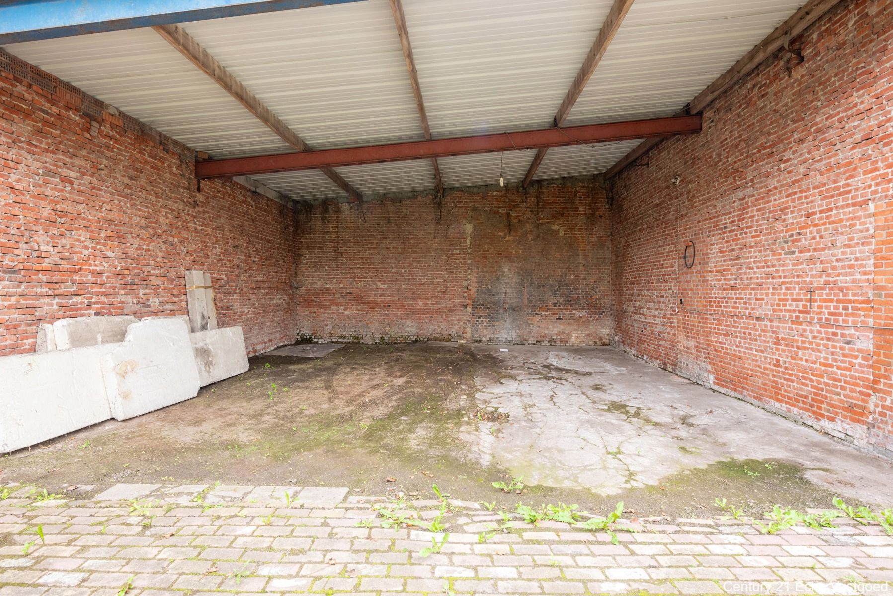 Karakterwoning met hal, garages, parking, tuin op ca 898m² foto 10