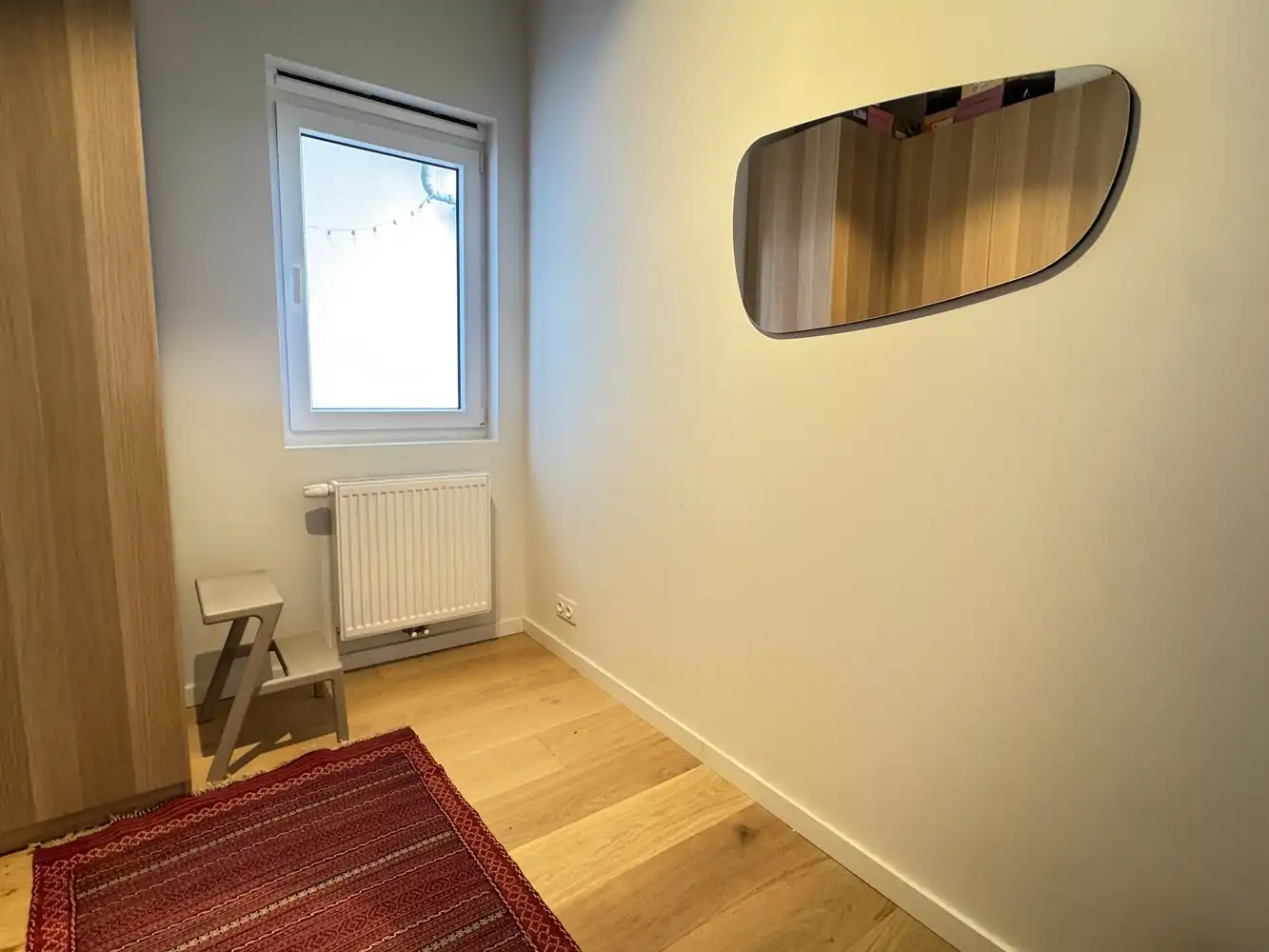 Gerenoveerd 2-slaapkamerappartement met terras en ochtendzon in Borgerhout foto 21