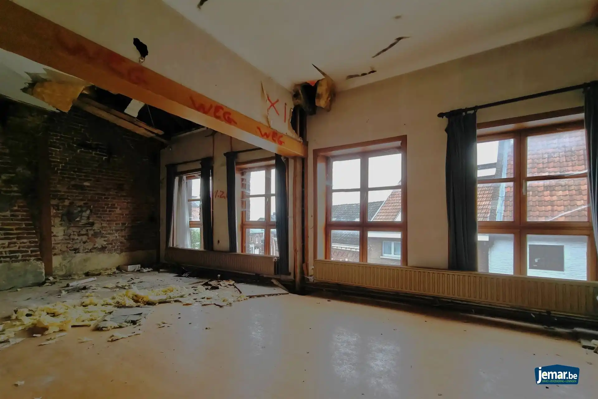 Ruime stadshoeve (431m²) pal in het centrum van Borgloon foto 17