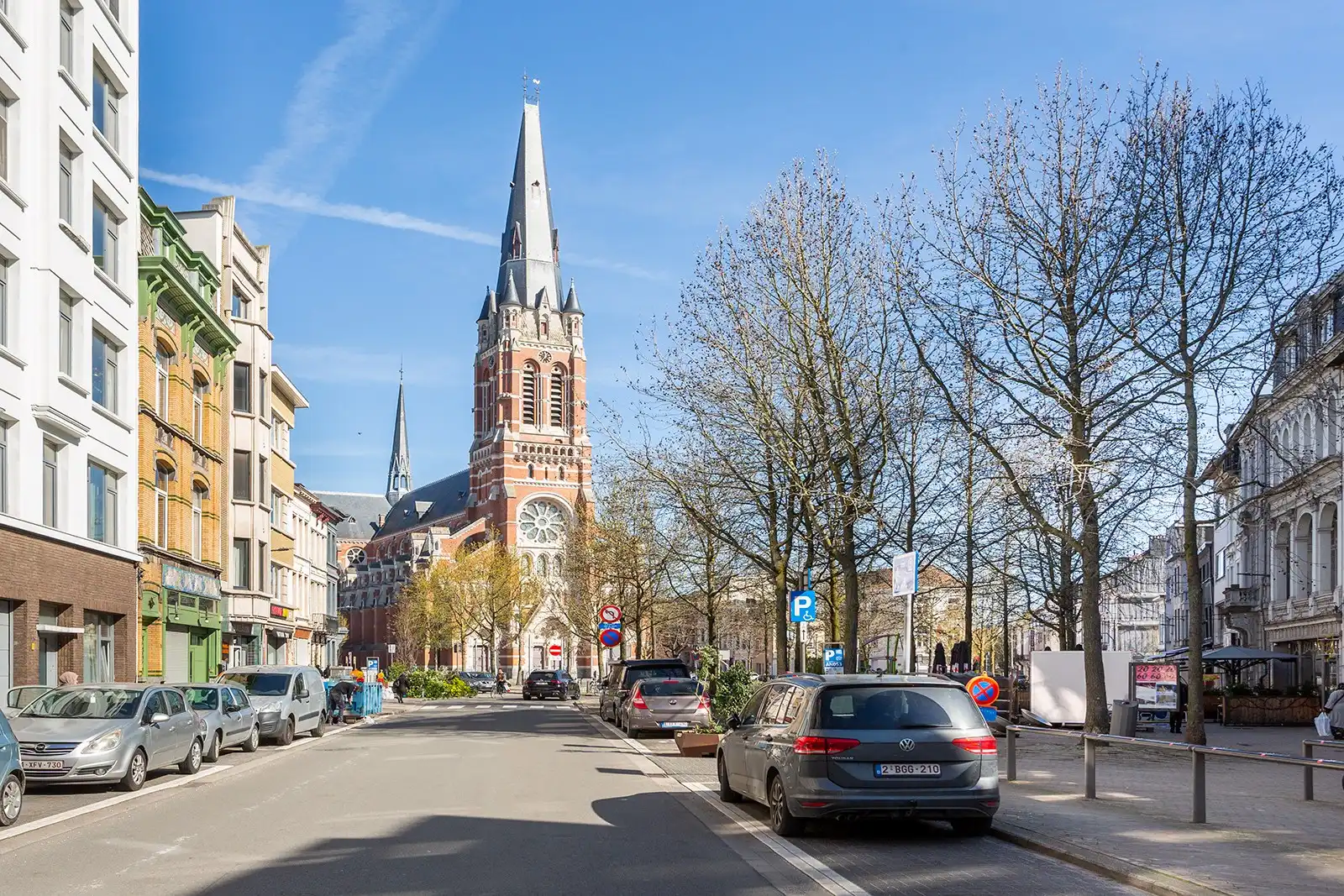 Ruim en licht appartement met 2 slaapkamers foto 20