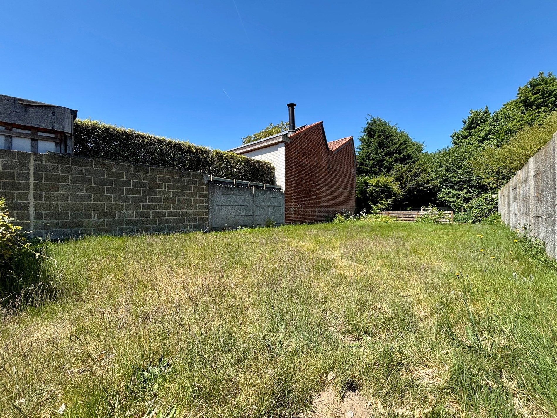 Charmante instapklare woning in Deerlijk! foto 18
