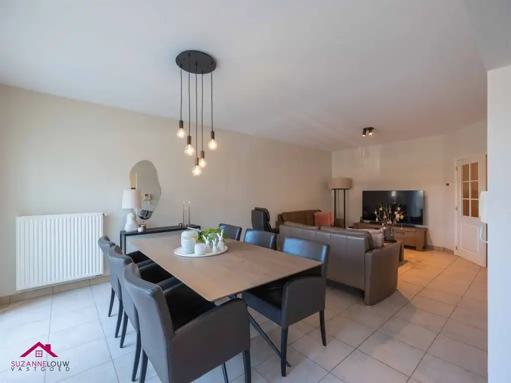 Meergezinswoning in gesloten bebouwing foto 18