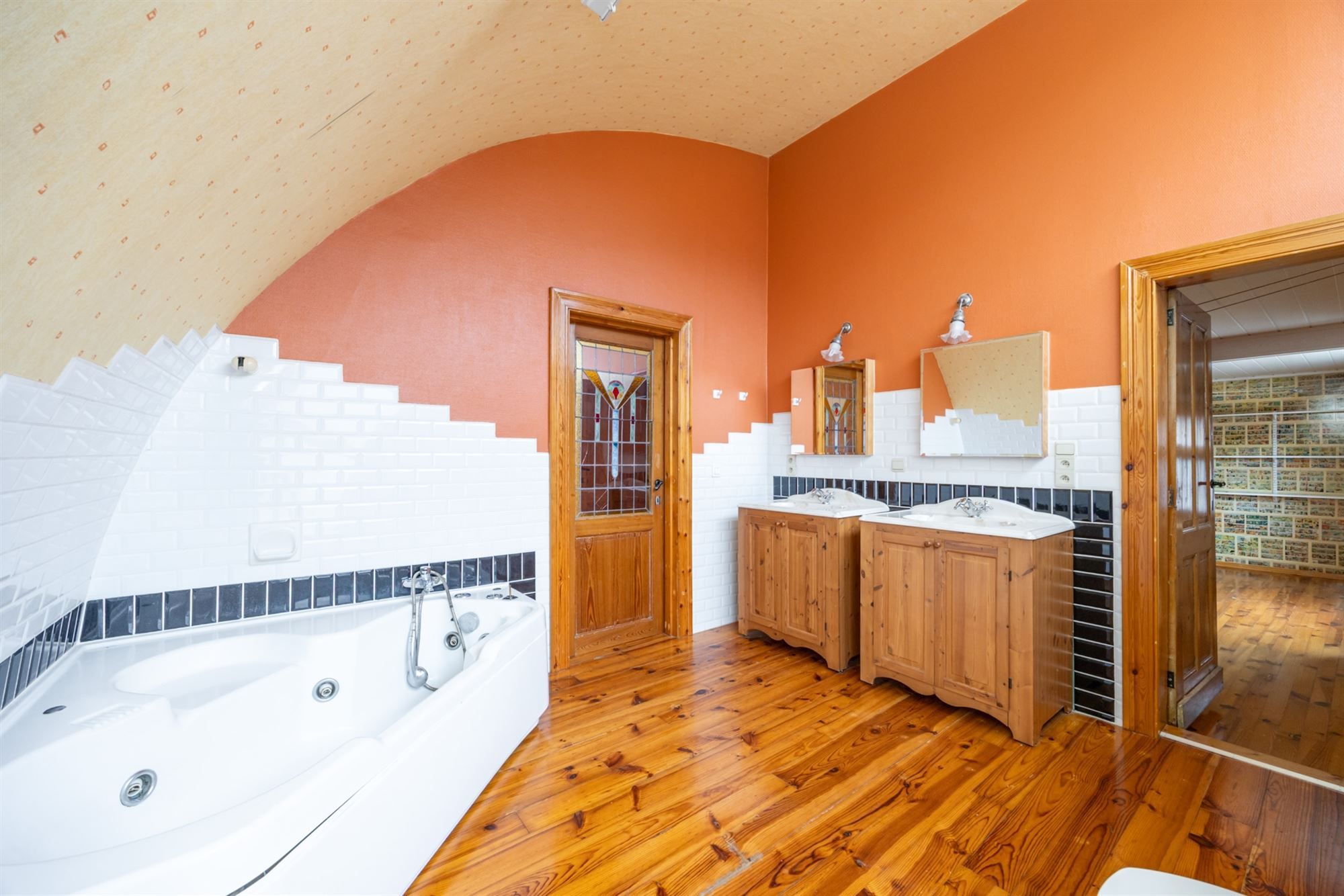 Lichtrijk op te frissen woning op 11a60ca foto 32