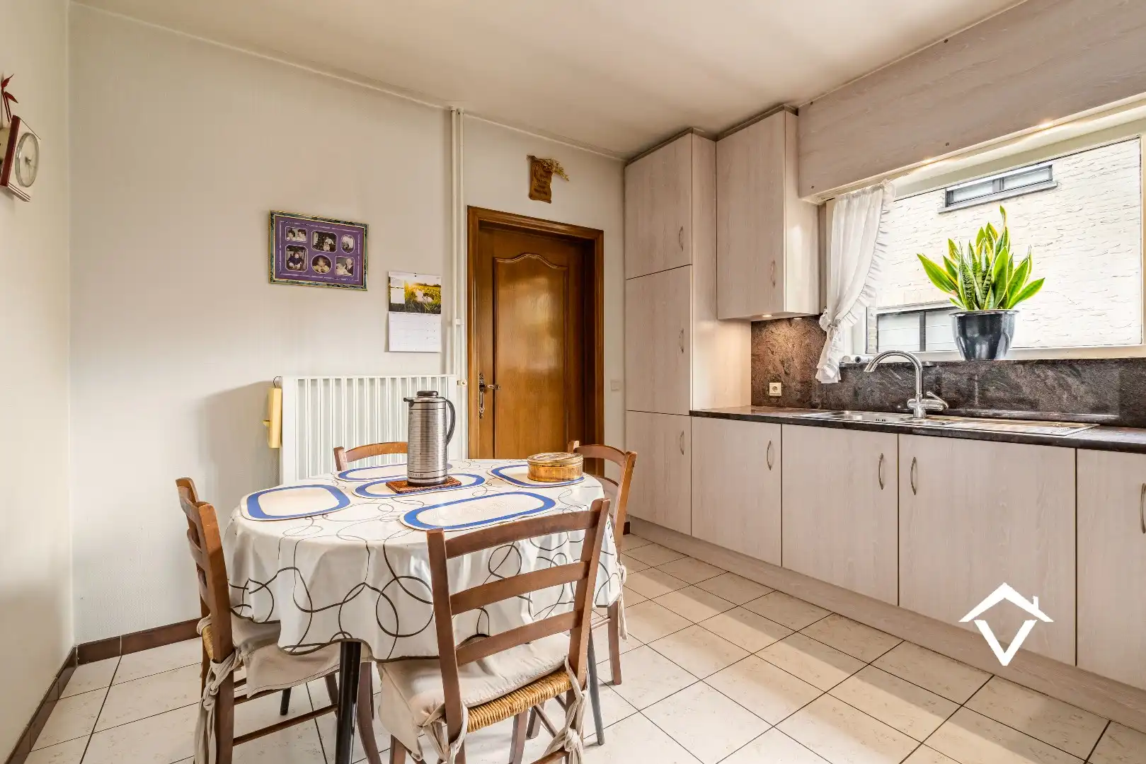 Alleenstaande woning met zuidgerichte tuin, garage en 4 slaapkamers te Ichtegem foto 10
