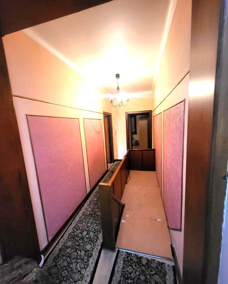 Depot met ruim bovenliggend appartement. foto 13
