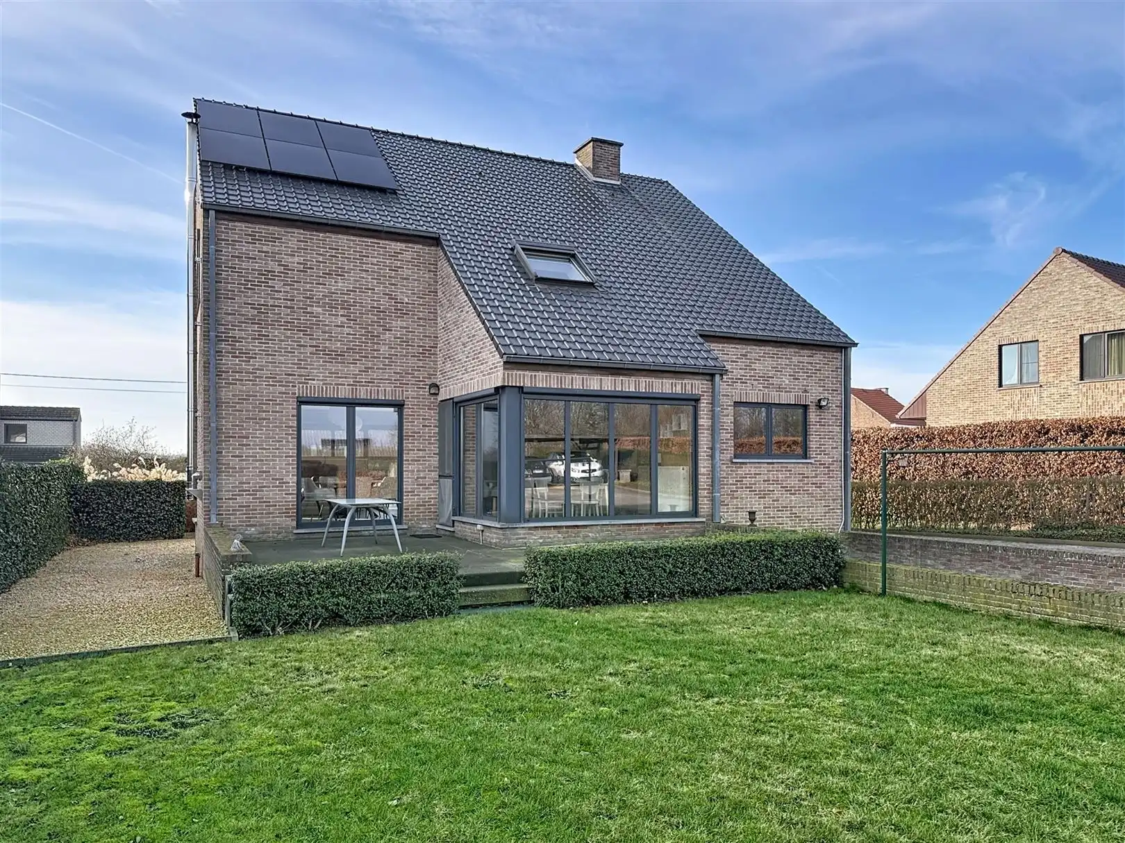Ruime open bebouwing, 3 slpks, garage, tuin, 16a 05ca foto 4