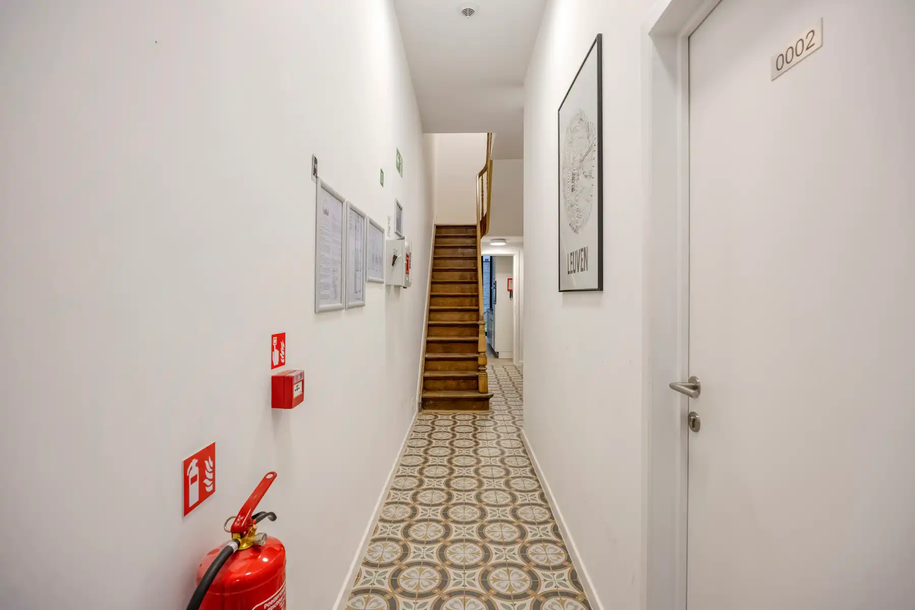 Opbrengsteigendom 6 entiteiten nabij Stadscentrum foto 2