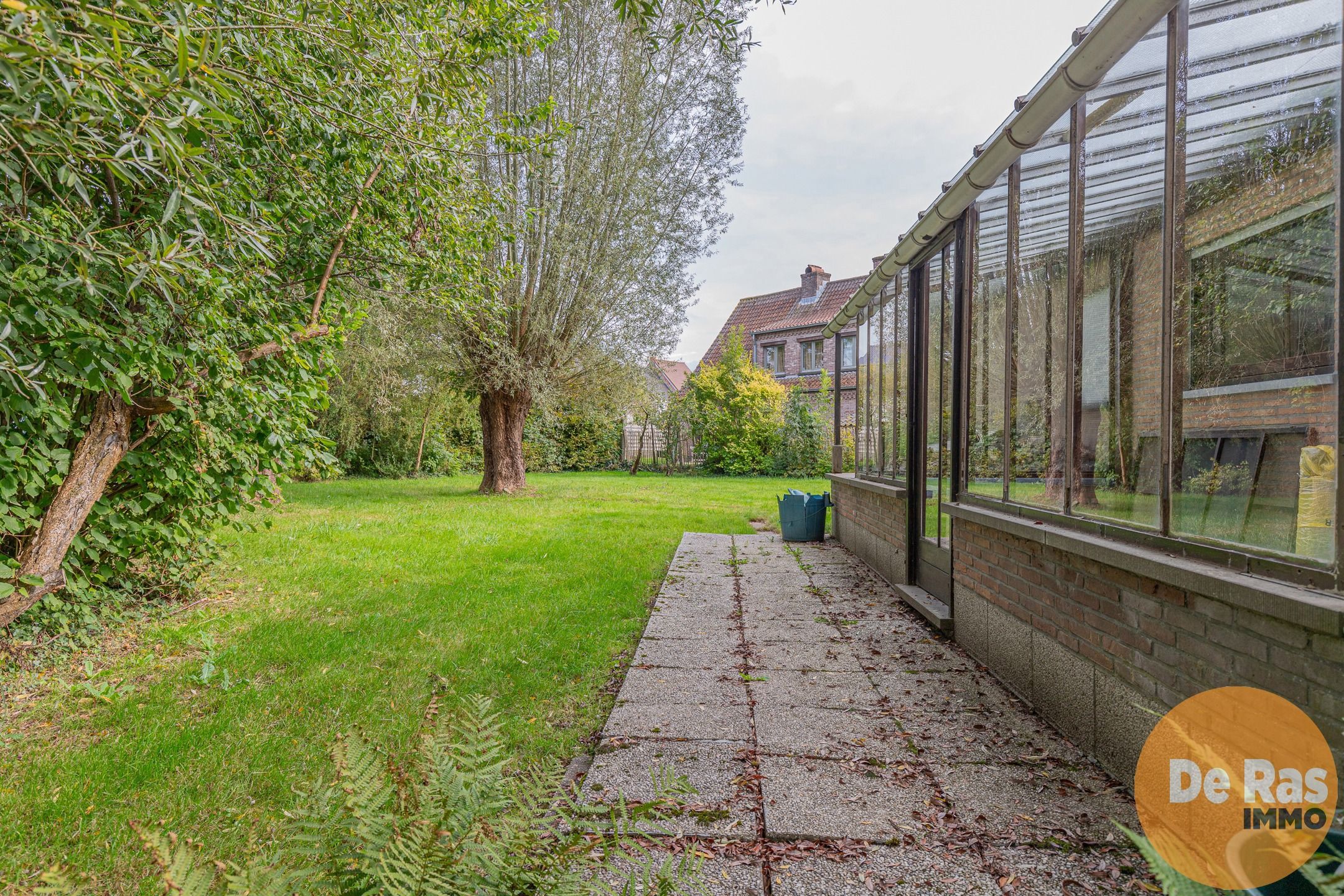 WETTEREN - Op te frissen bungalow gelegen op mooi perceel foto 7