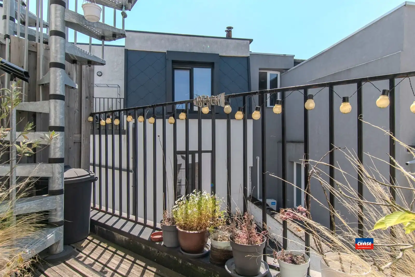 Lichtrijk appartement met dakterras  foto 9