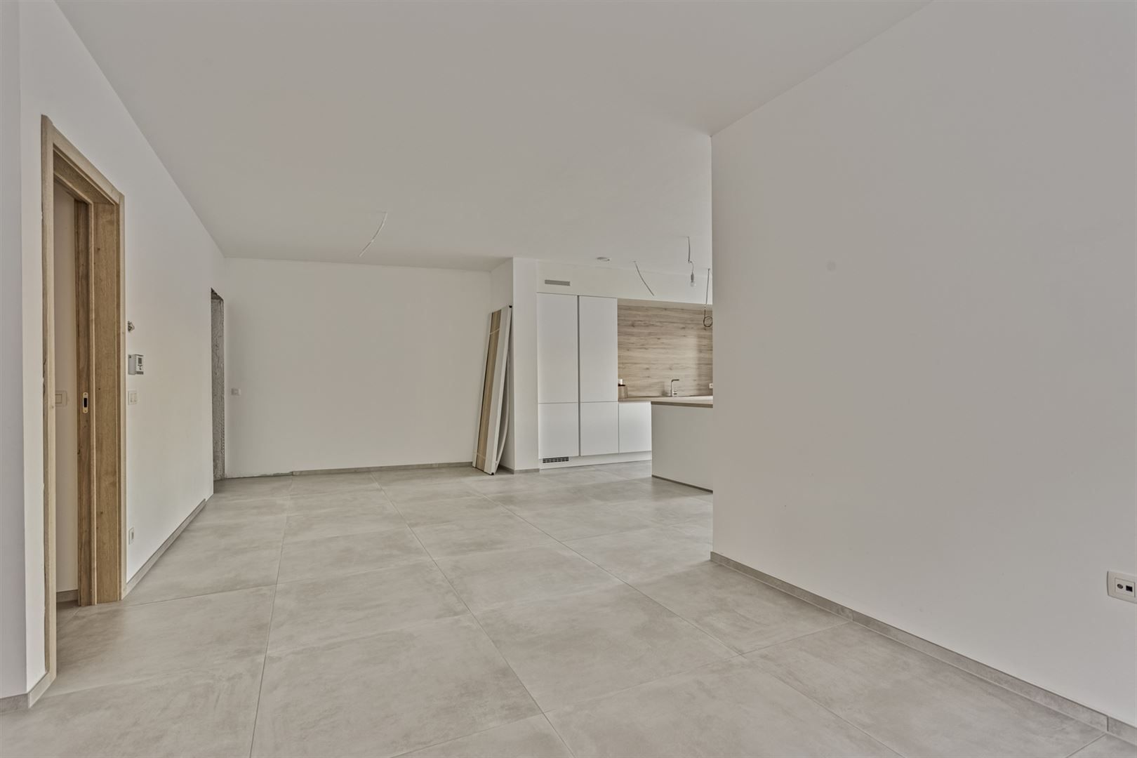 TE HUUR: Nieuwbouw appartement met 3 slaapkamers te Wellen! foto 6