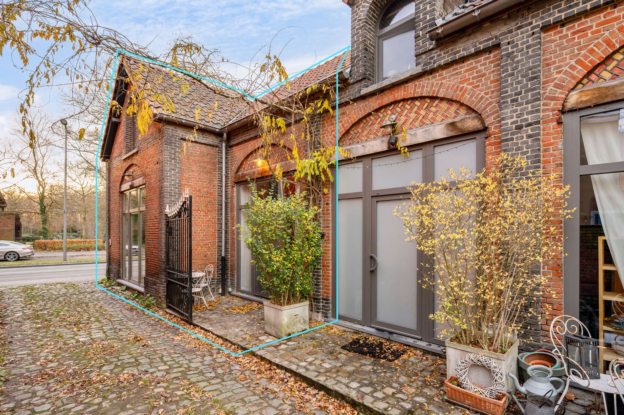 Volledig gerenoveerd duplex appartement aan het Park! foto {{pictureIndex}}