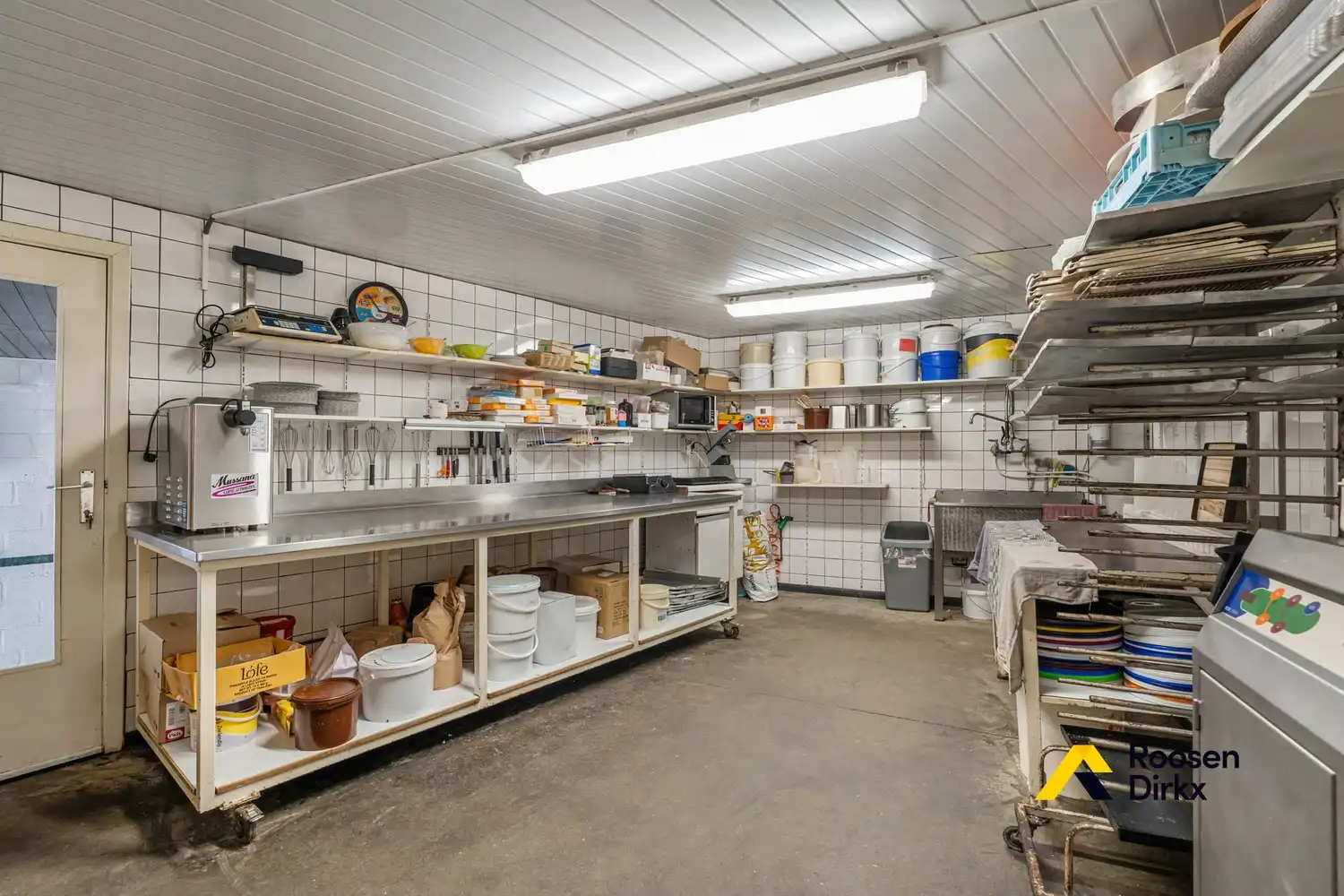 Bakkerij met luxe woonst en studio! foto 20