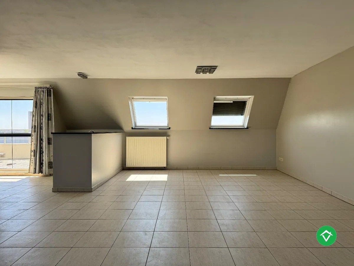 Appartement met 3 slaapkamers en garage te Houthulst  foto 6