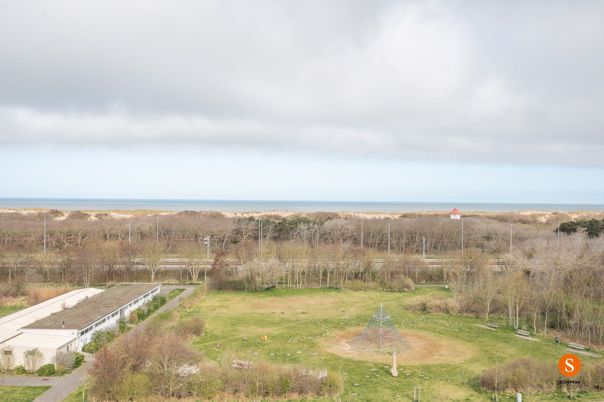 Luxe penthouse met zicht op zee te koop te Bredene. foto 4