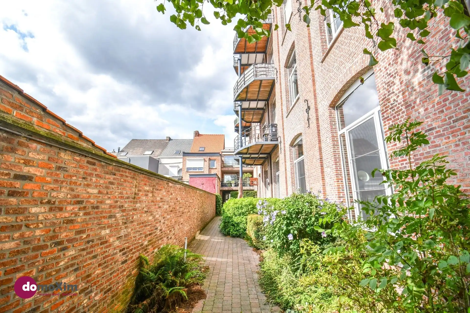 Lichtrijke loft met 2 slaapkamers en terras in Mechelen foto 18