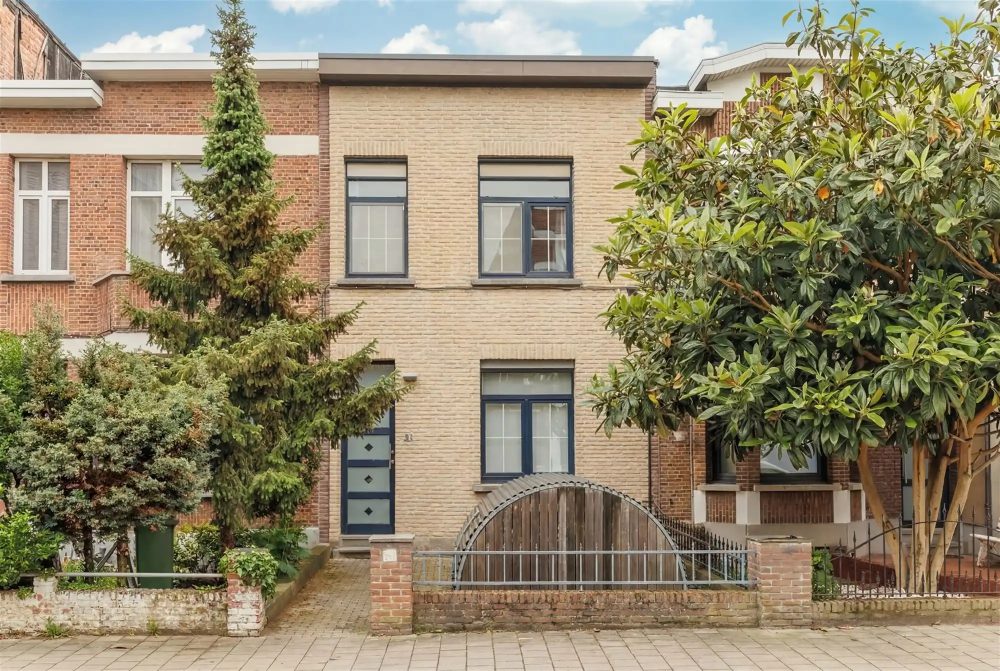 Instapklare woning met 2 slaapkamers en tuin foto {{pictureIndex}}