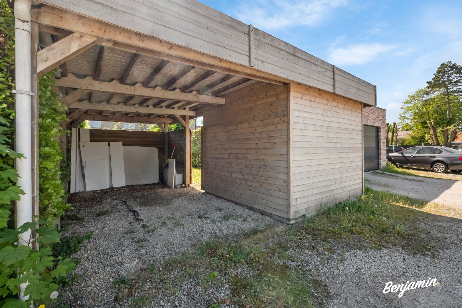 Recente, instapklare woning met 4 slaapkamers, tuin en carport in Kortrijk-centrum foto 21