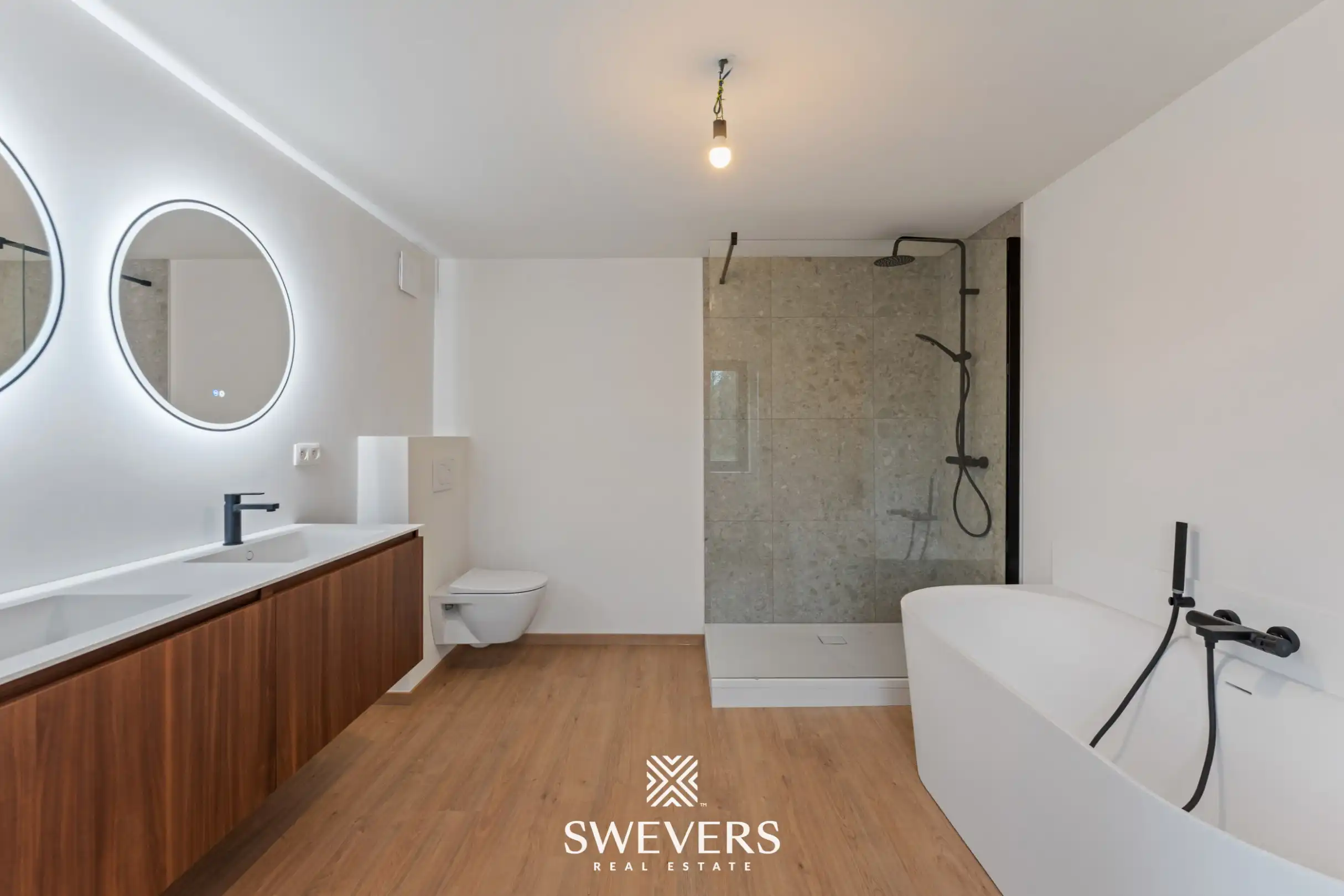 Exclusief wonen (253 m²) in een volledig gerenoveerde open bebouwing te Zonhoven (aankoop aan 2% mogelijk) foto 25