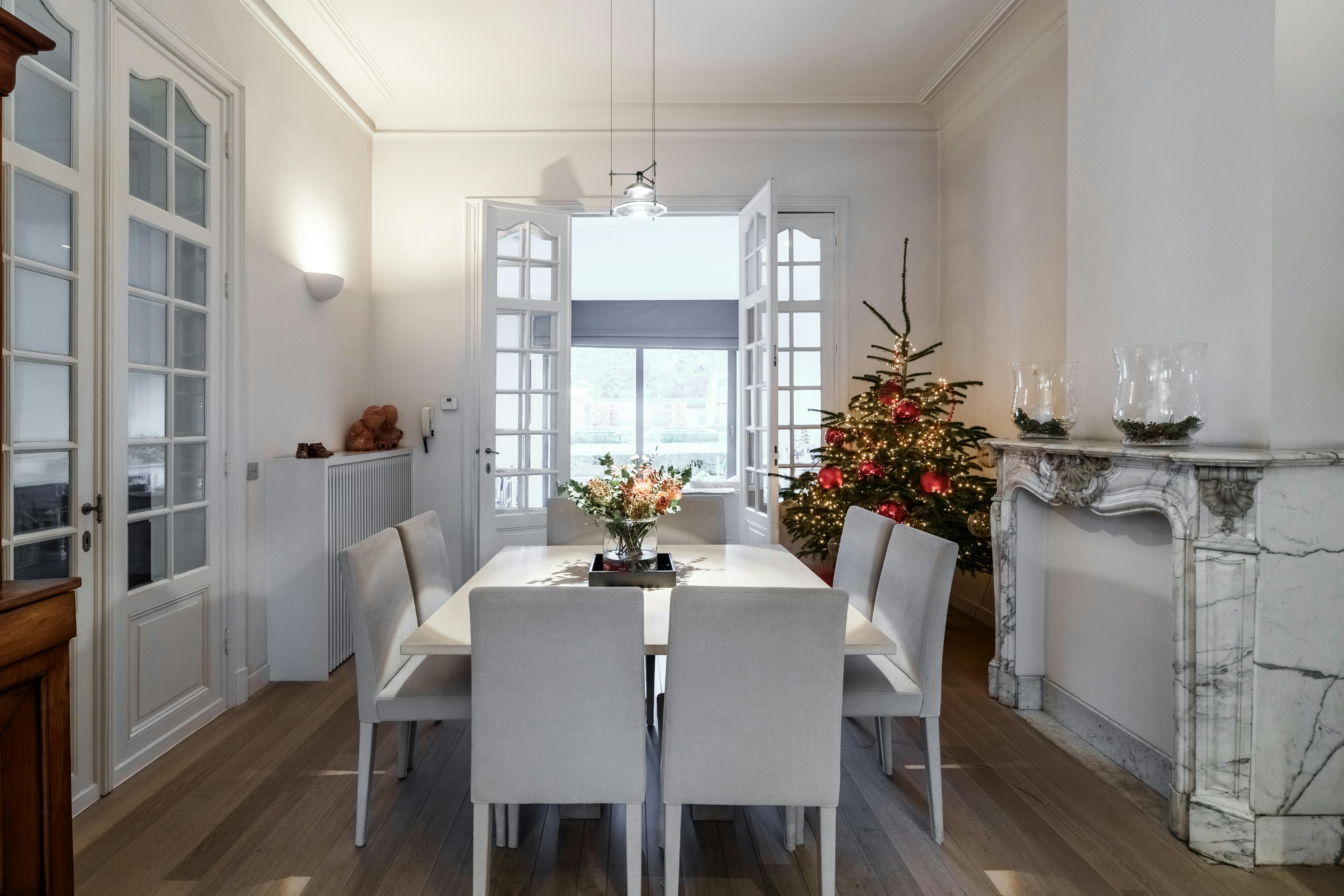 Magnifiek herenhuis te koop op 100m van de Menenpoort in Ieper foto 13