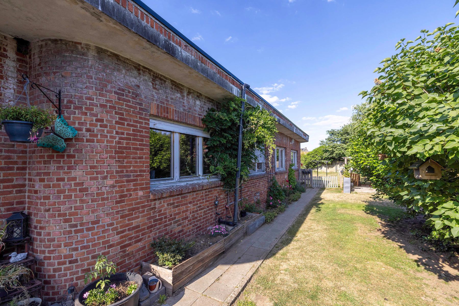 Woning met 2 / 3 slpk, 2 bdk en werkplaats op 580m² foto 29