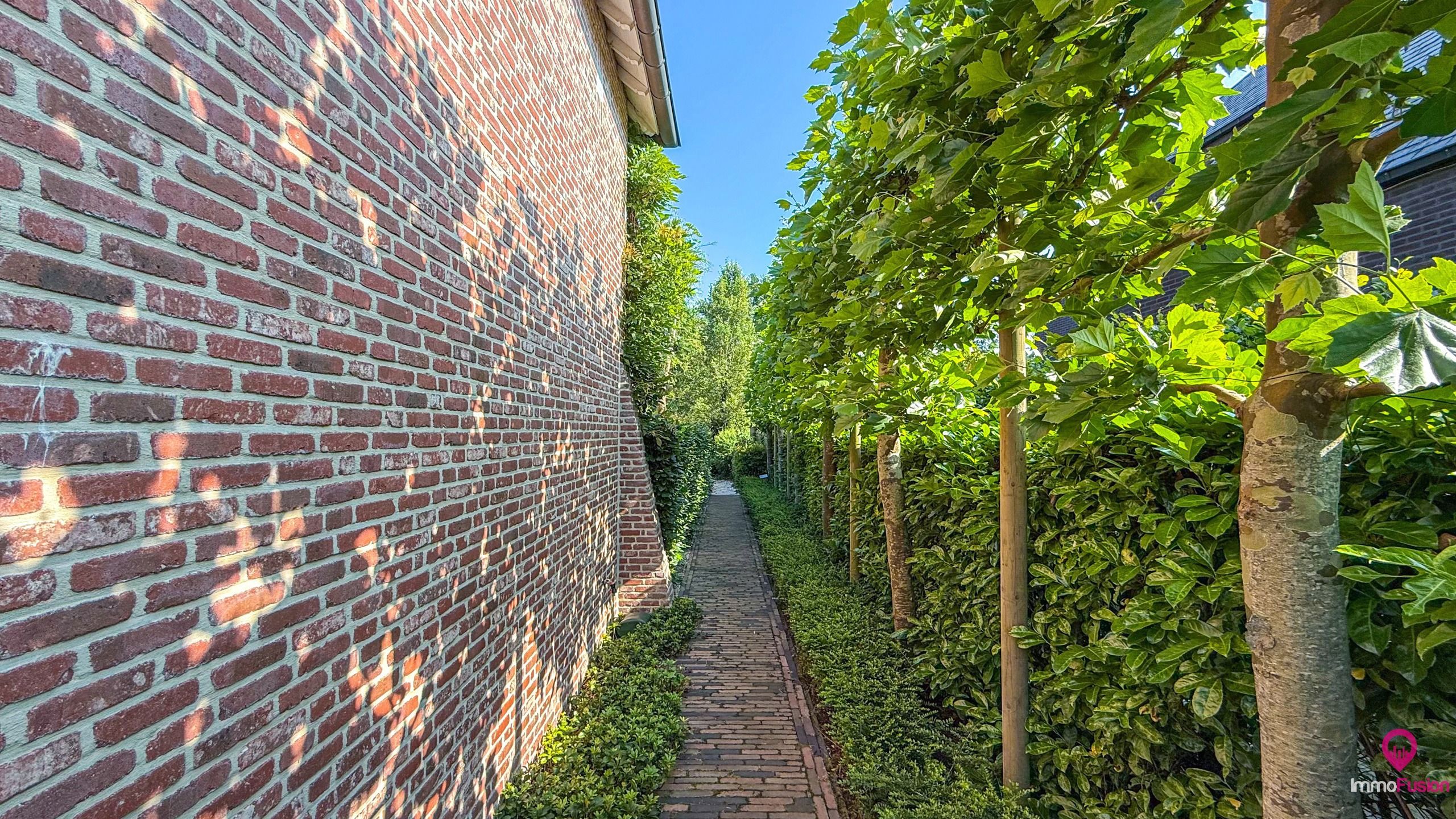 Zeer mooi ontworpen villa met 3 badkamers in Heusden-Zolder! foto 56