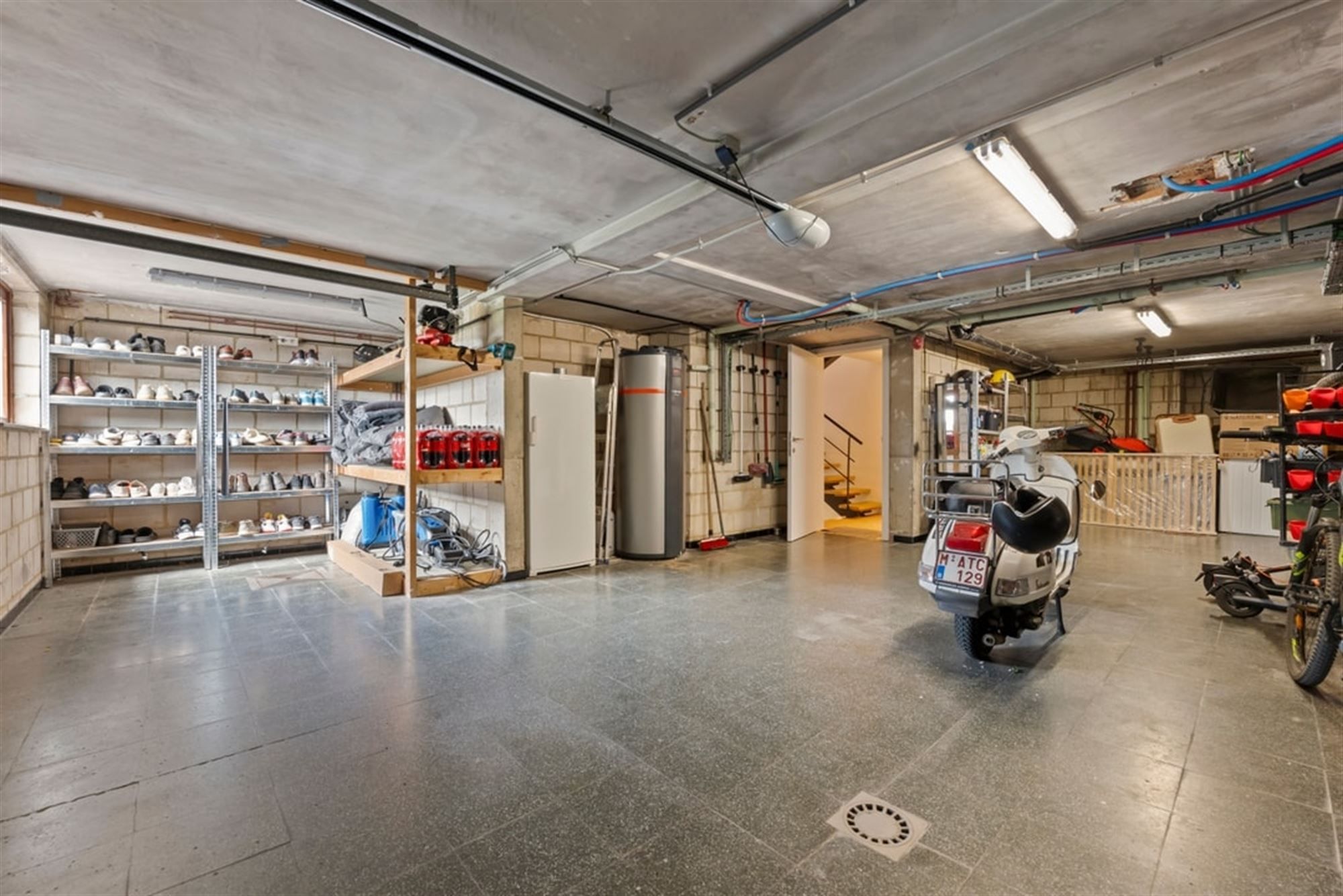 UNIEKE DESIGNWONING MET MODERNE AFWERKING EN STIJVOLLE ARCHITECTUUR foto 57
