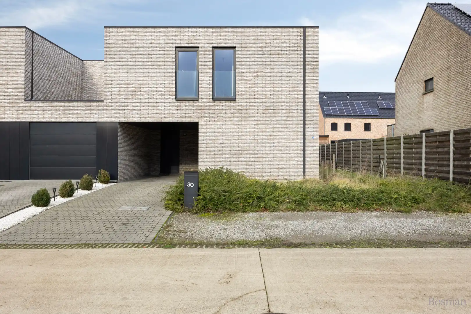 Halfopen BEN-woning te koop in Olmen foto {{pictureIndex}}