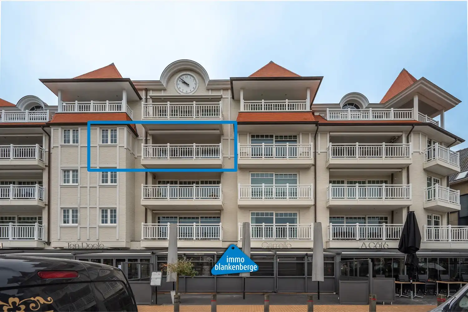 Prachtig instapklaar appartement met zicht op de jachthaven van Blankenberge foto {{pictureIndex}}