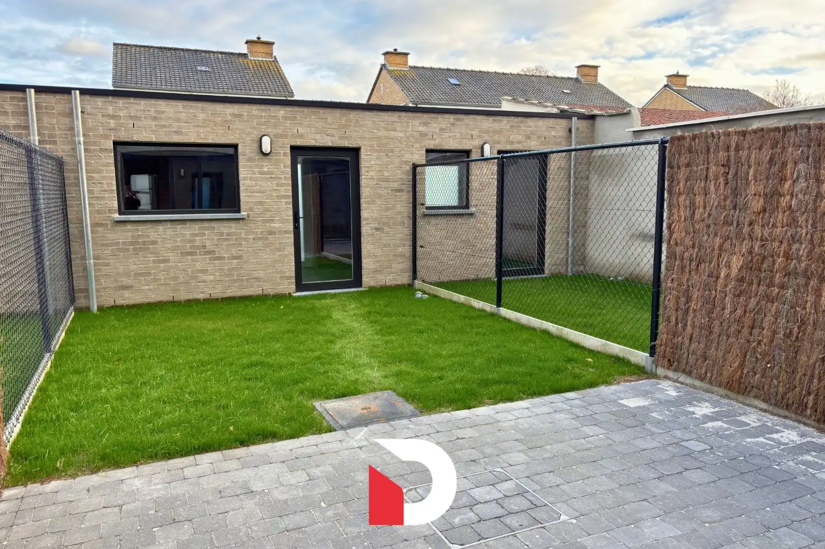 Nieuwbouwwoning met 3 slaapkamers en tuin foto 6