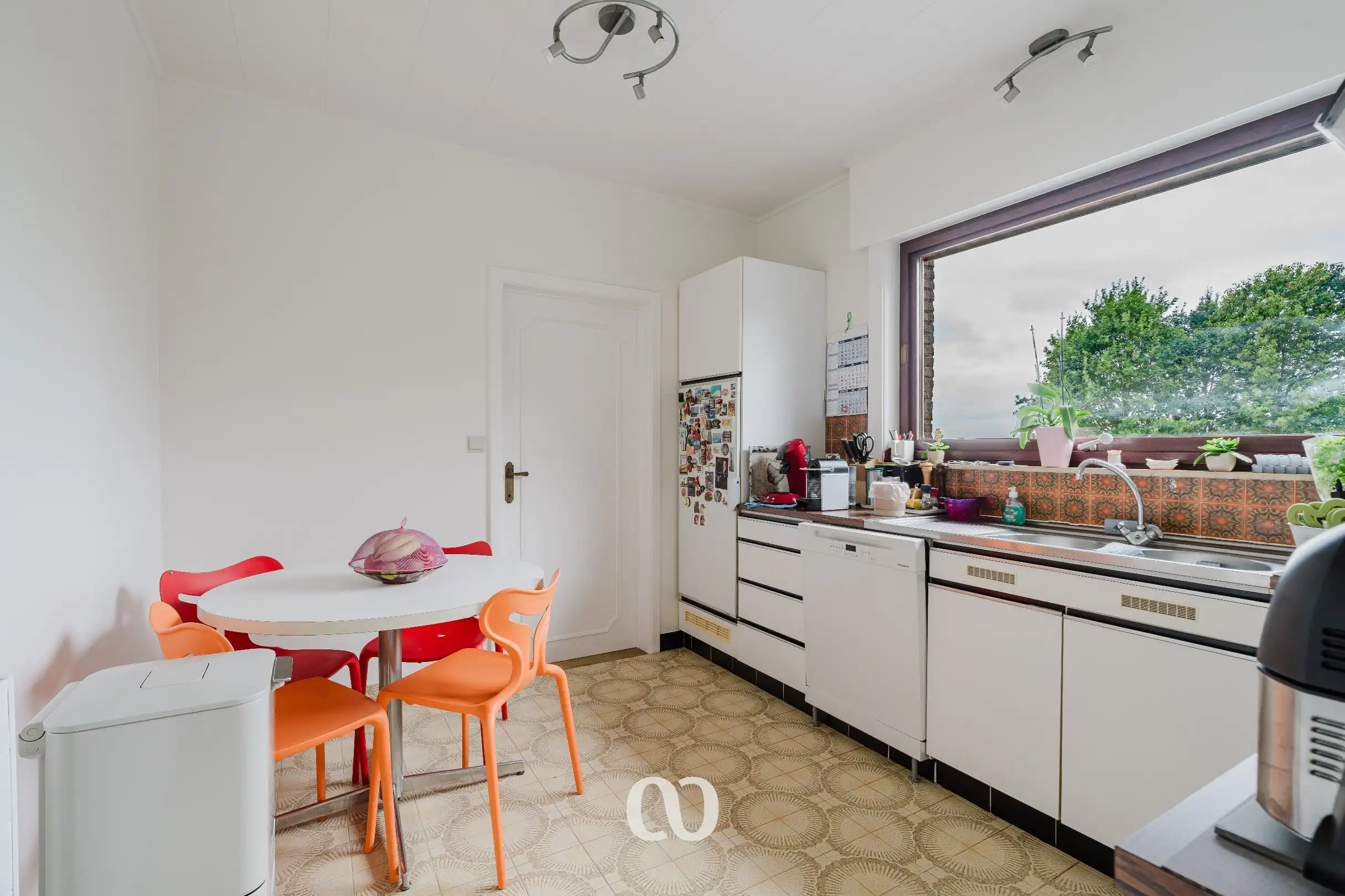 Uniek gelegen gelijkvloerse woning met prachtig zicht foto 11