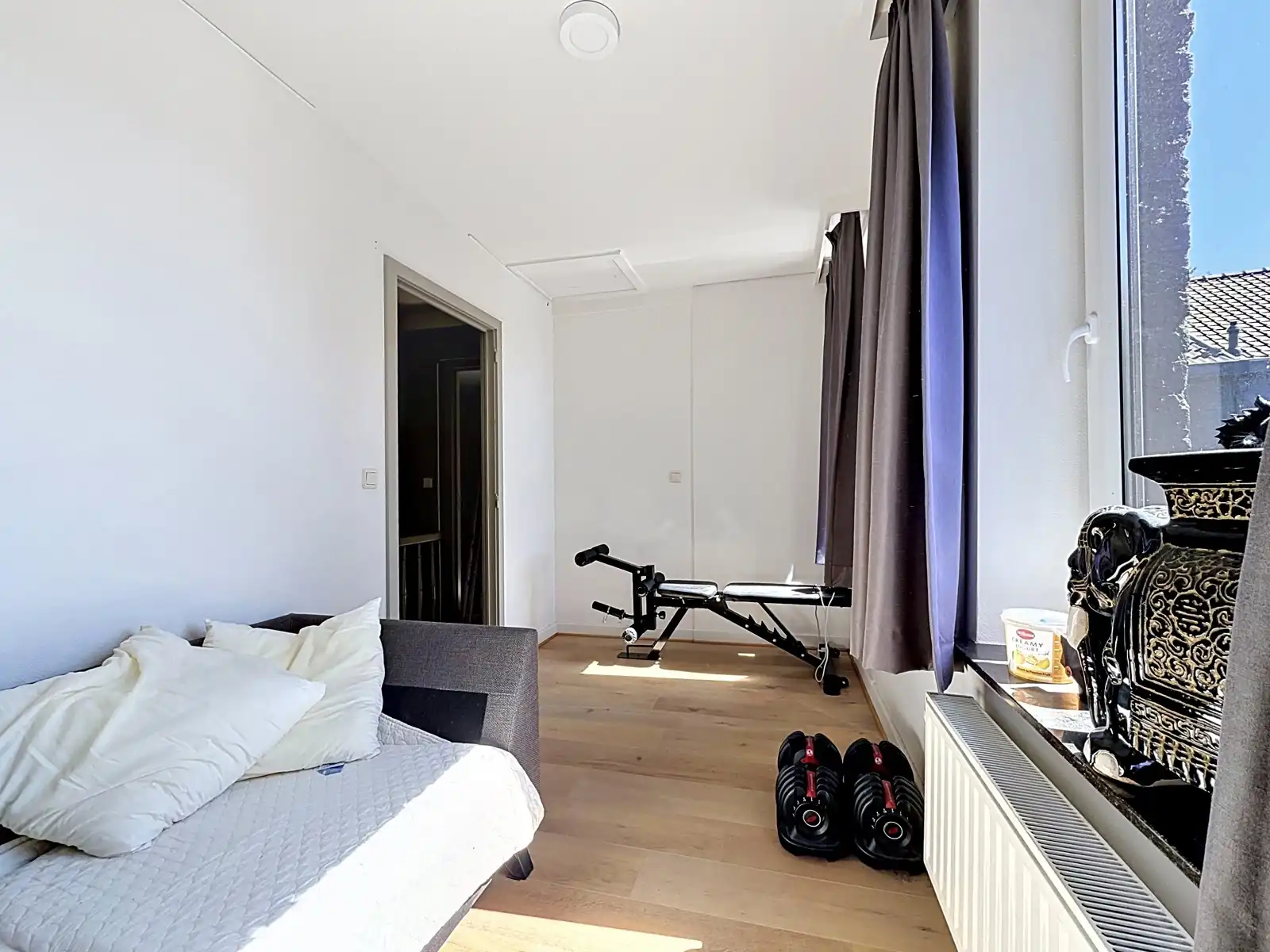 HOB in een doodlopende straat met tuin foto 14