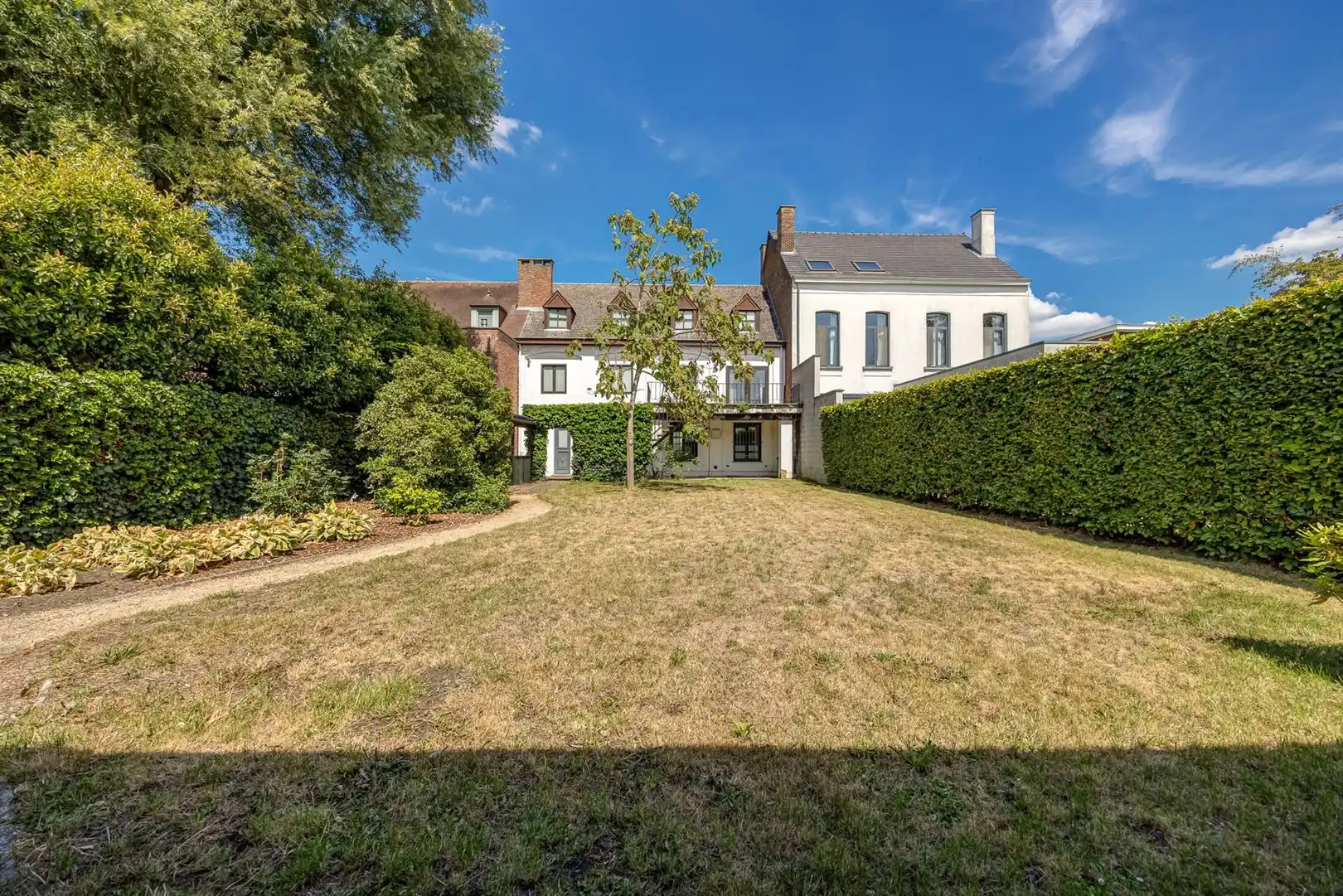 Handelsglkvl. met woonst en mooie tuin! foto 25