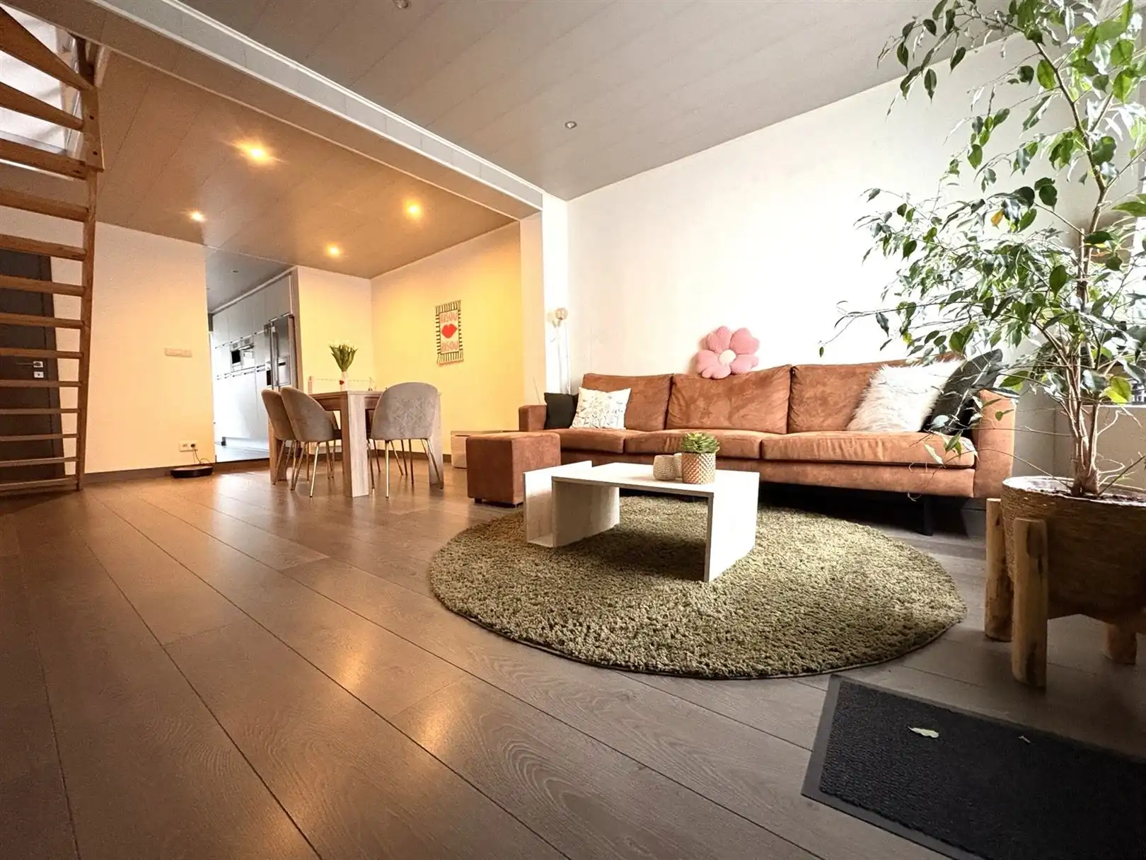 Instapklare woning met tuin nabij centrum foto 2