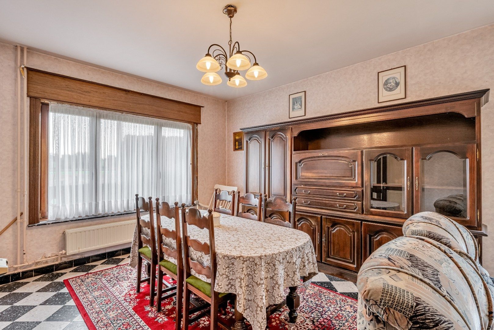 Charmante te renoveren open bebouwing met veel potentieel  foto 7