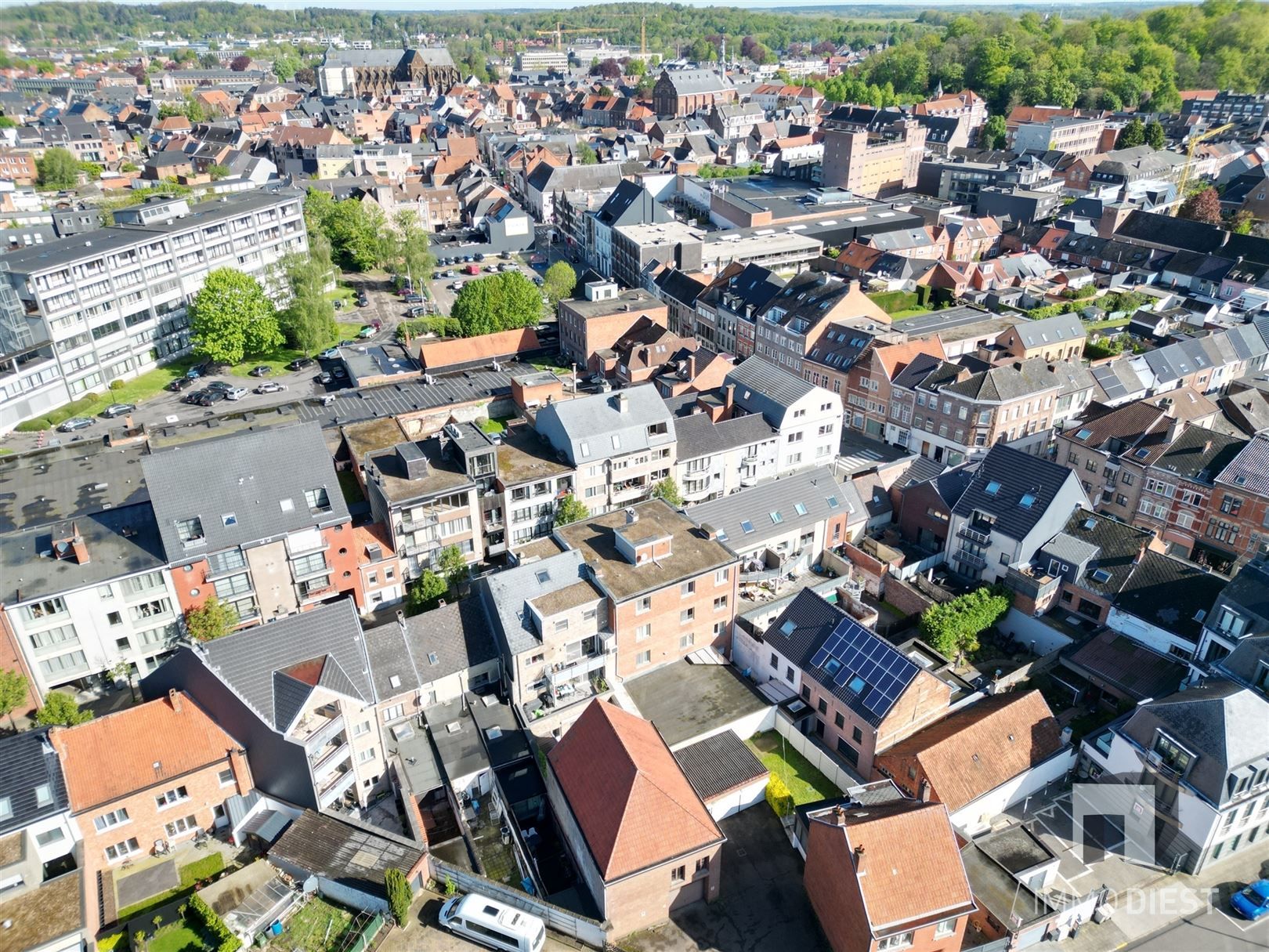 Appartementsgebouw met 7 appartementen en 4 staanplaatsen foto 5